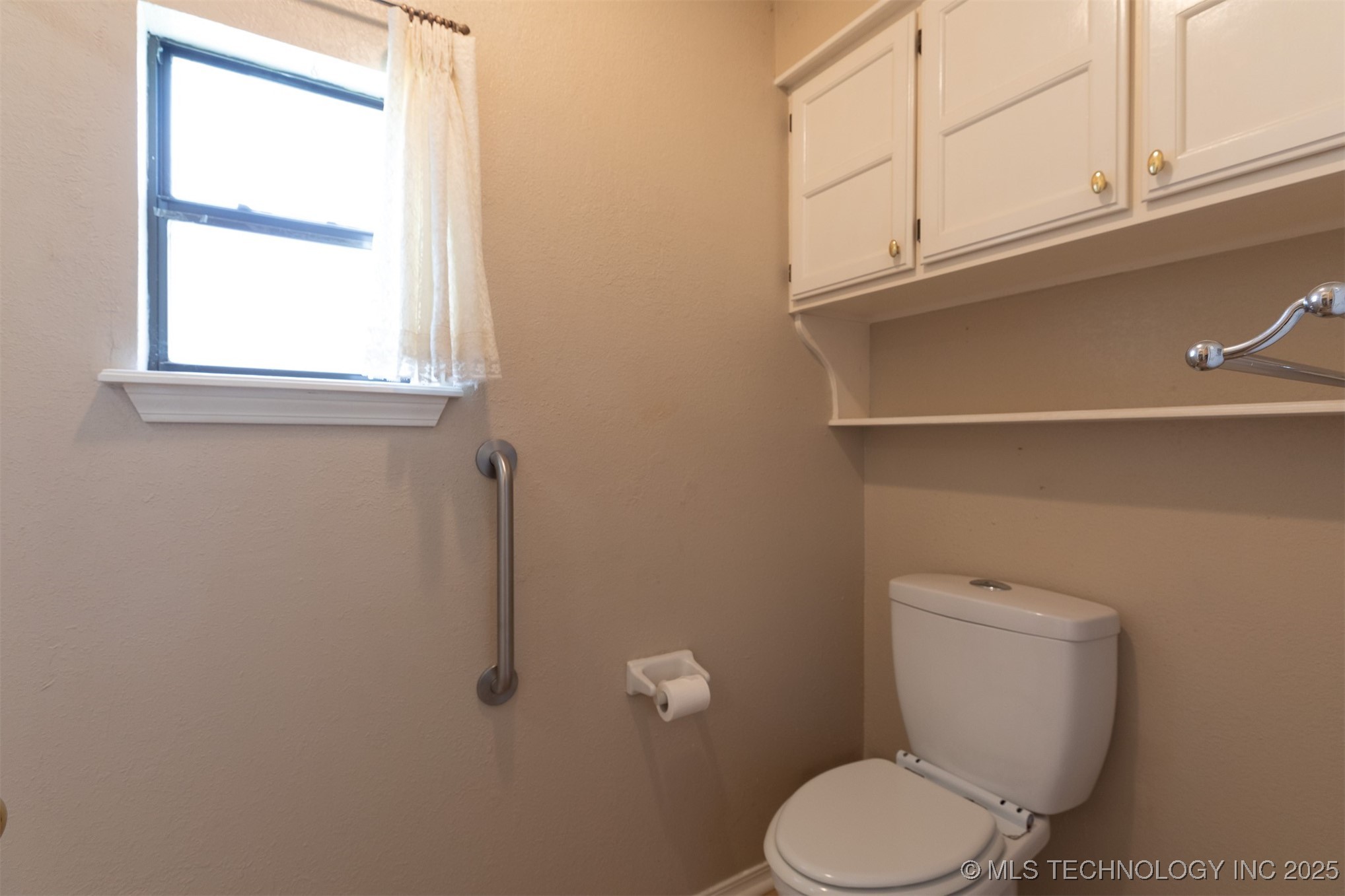 834 Lynwood Lane Property Photo 36