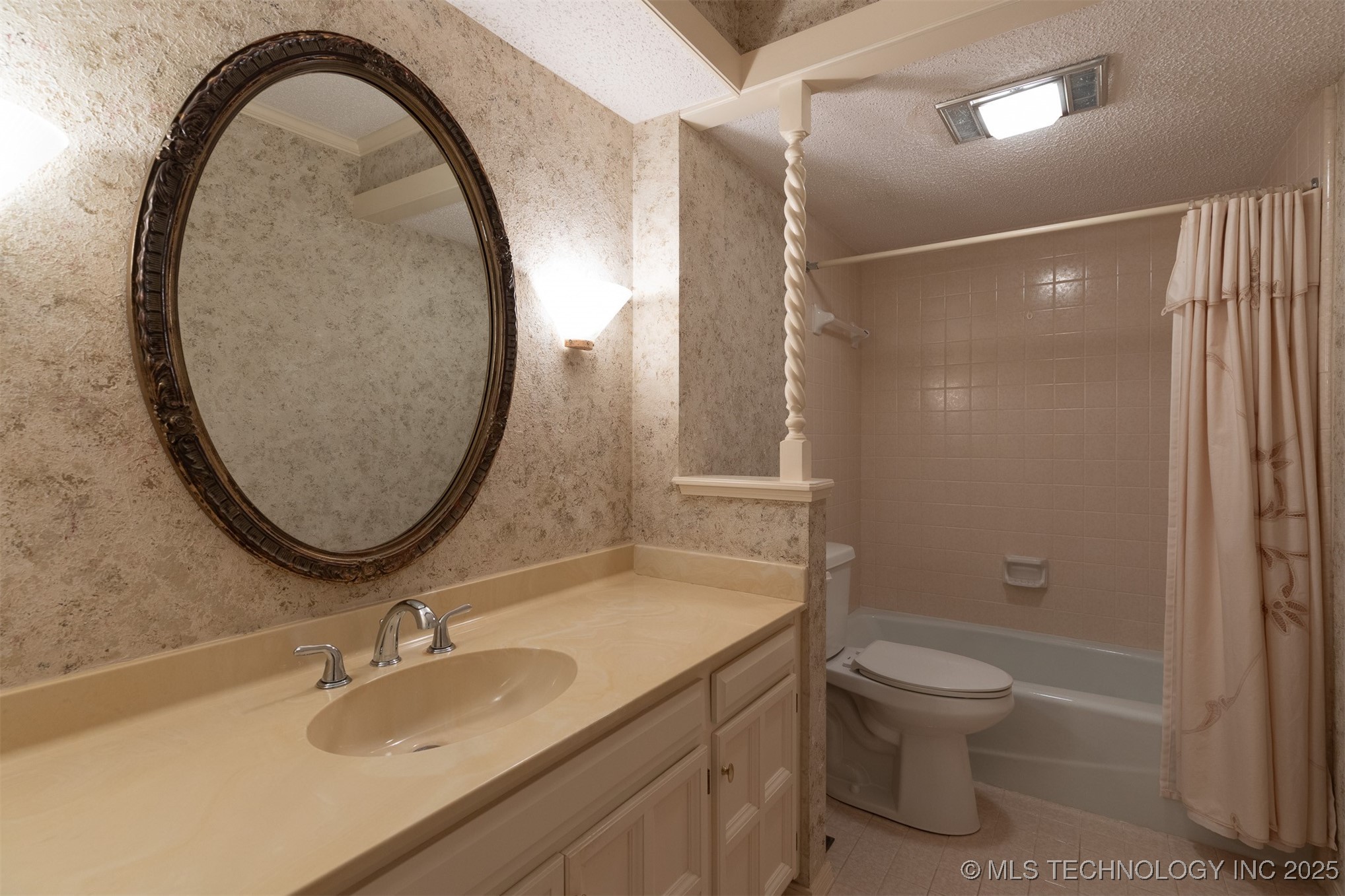 834 Lynwood Lane Property Photo 39