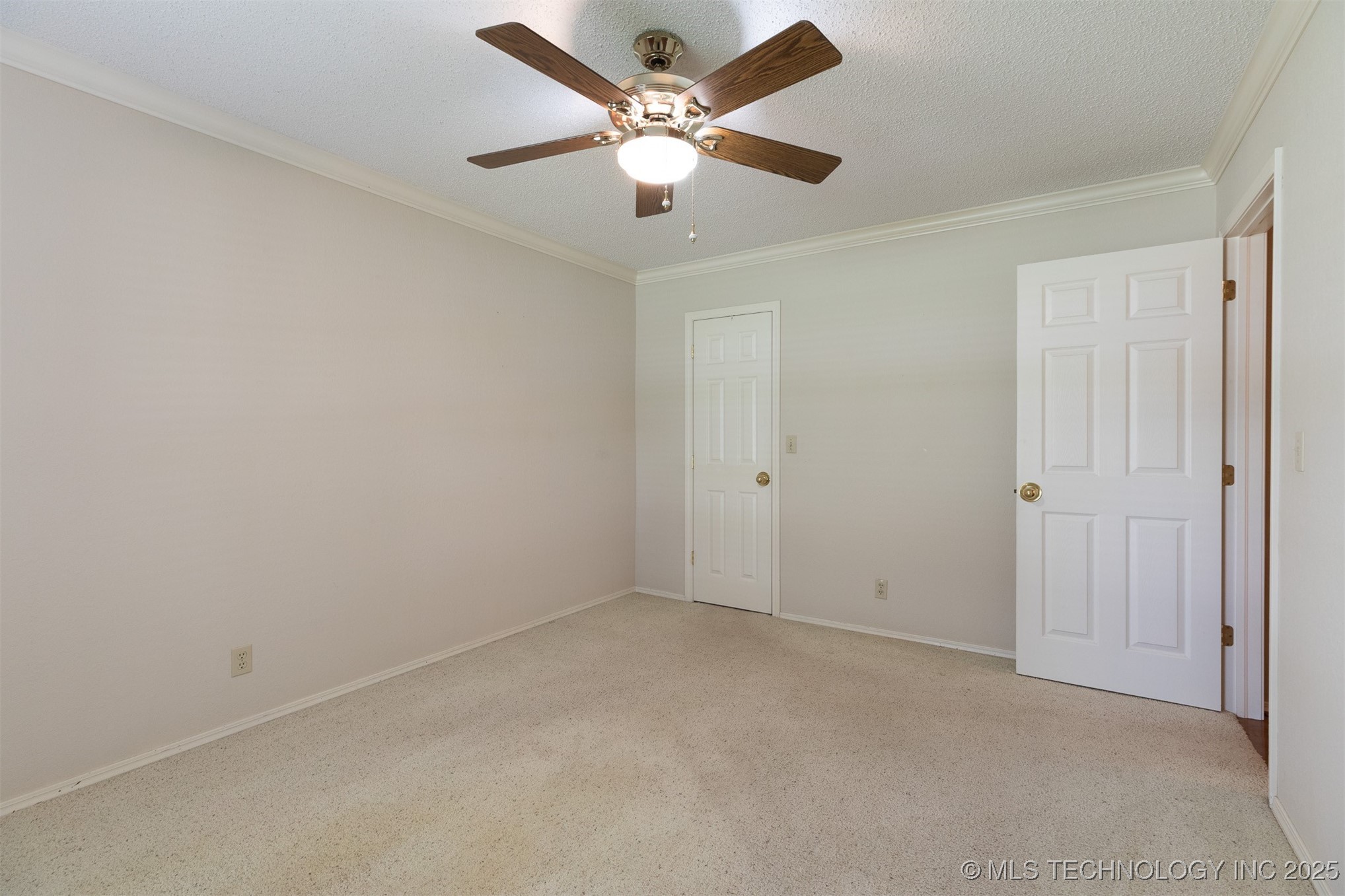 834 Lynwood Lane Property Photo 45