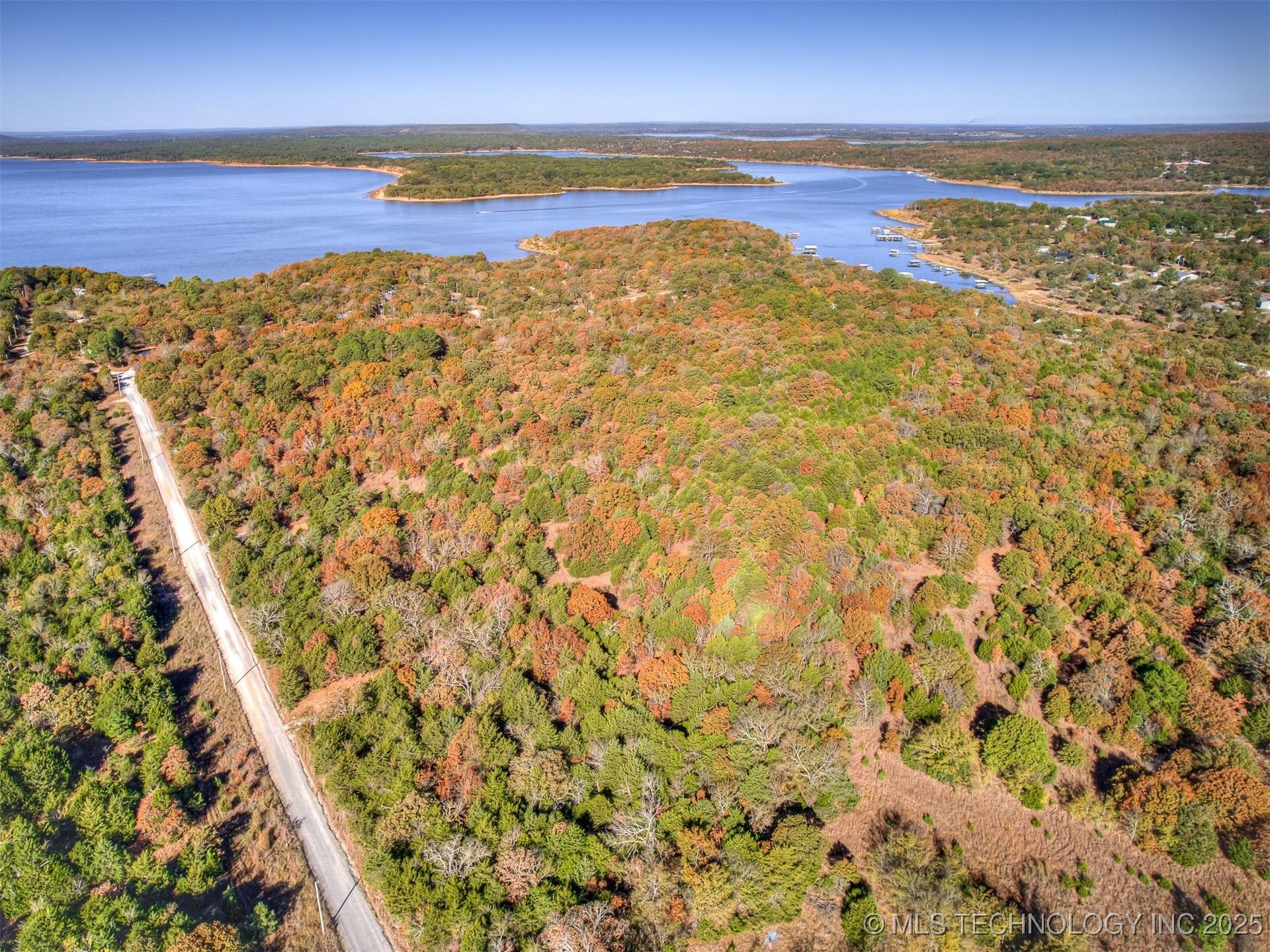 1 E 1165 Road Property Photo 4