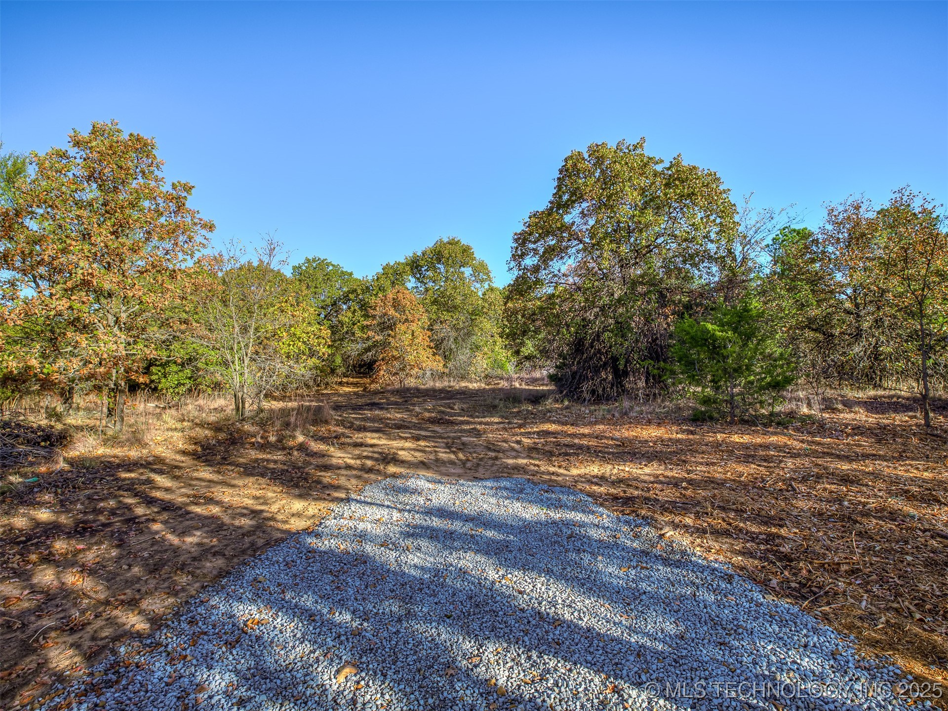 1 E 1165 Road Property Photo 10