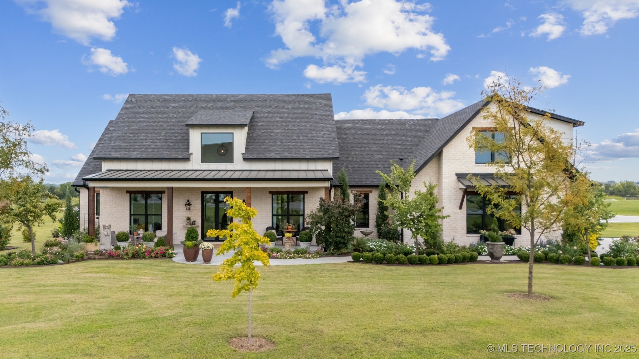 31001 E 68th Street Property Photo 2