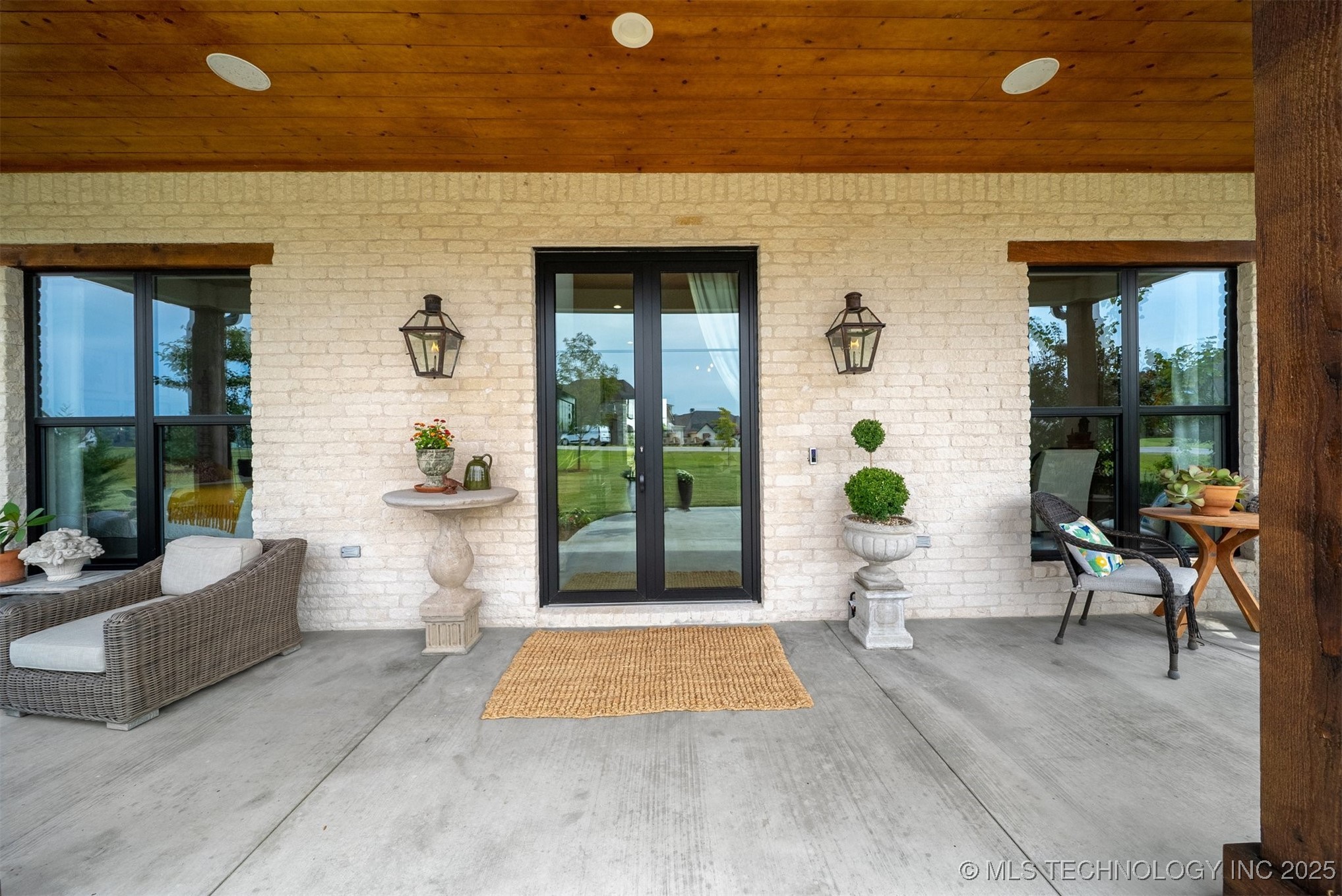 31001 E 68th Street Property Photo 4