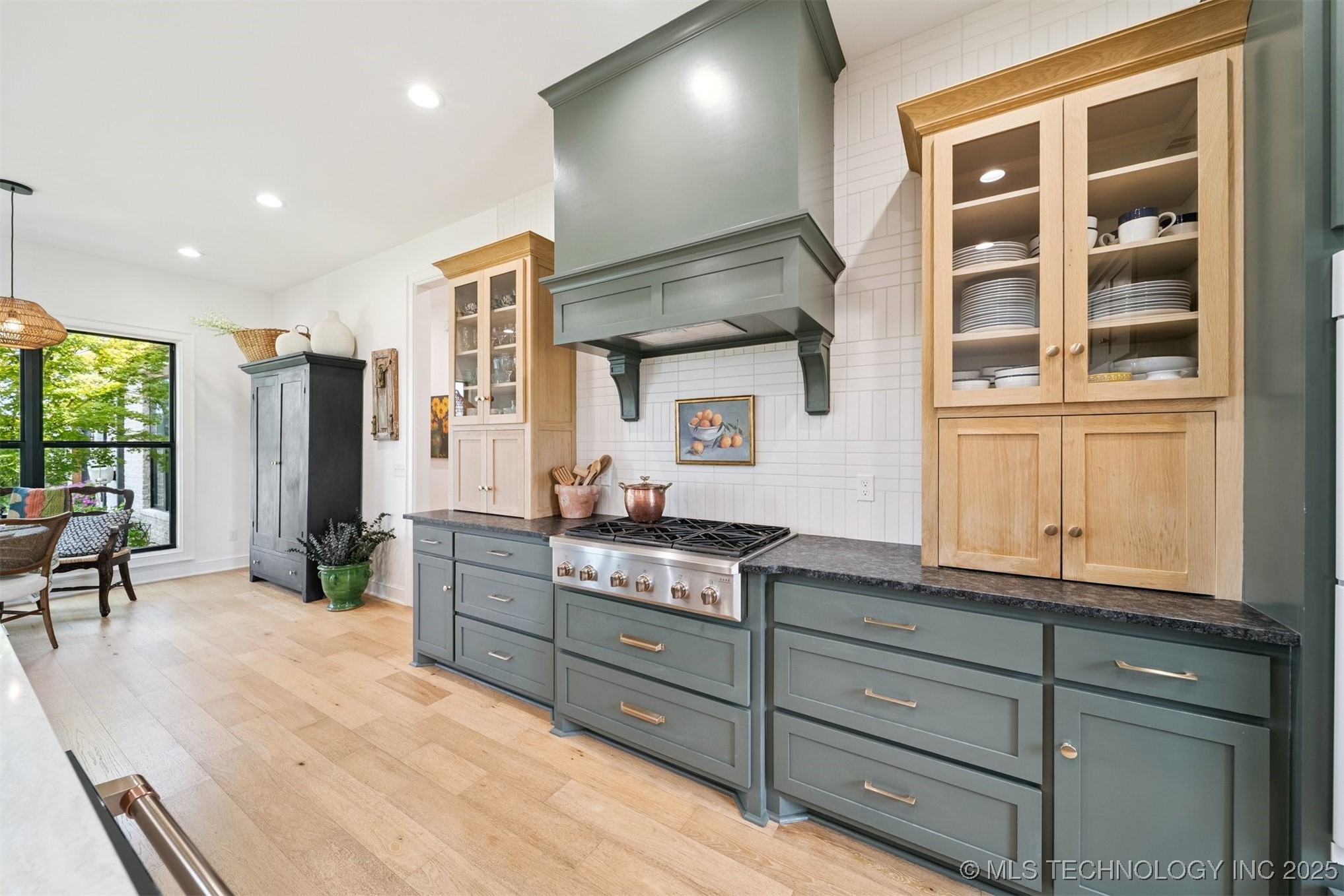 31001 E 68th Street Property Photo 32