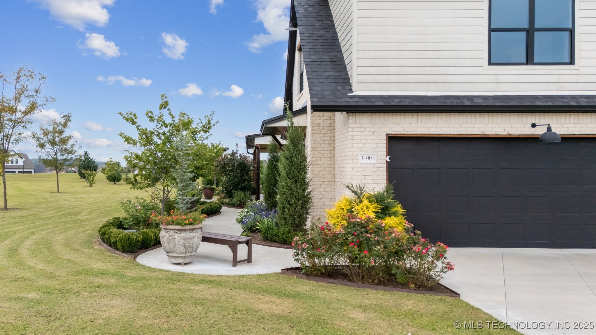 31001 E 68th Street Property Photo 76