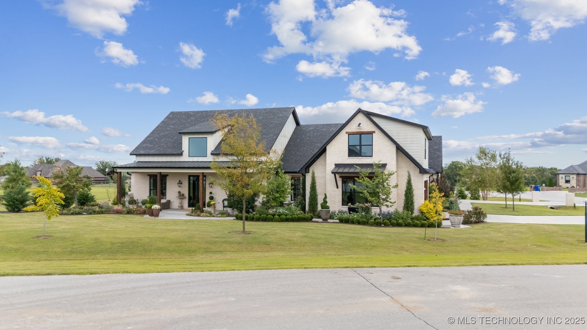 31001 E 68th Street Property Photo 81