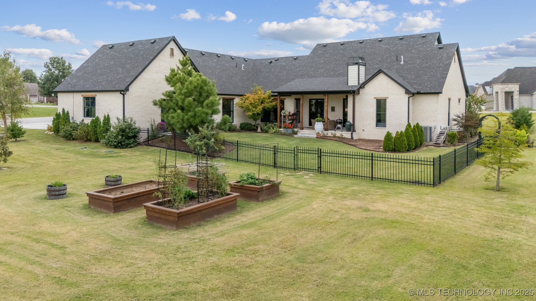 31001 E 68th Street Property Photo 93