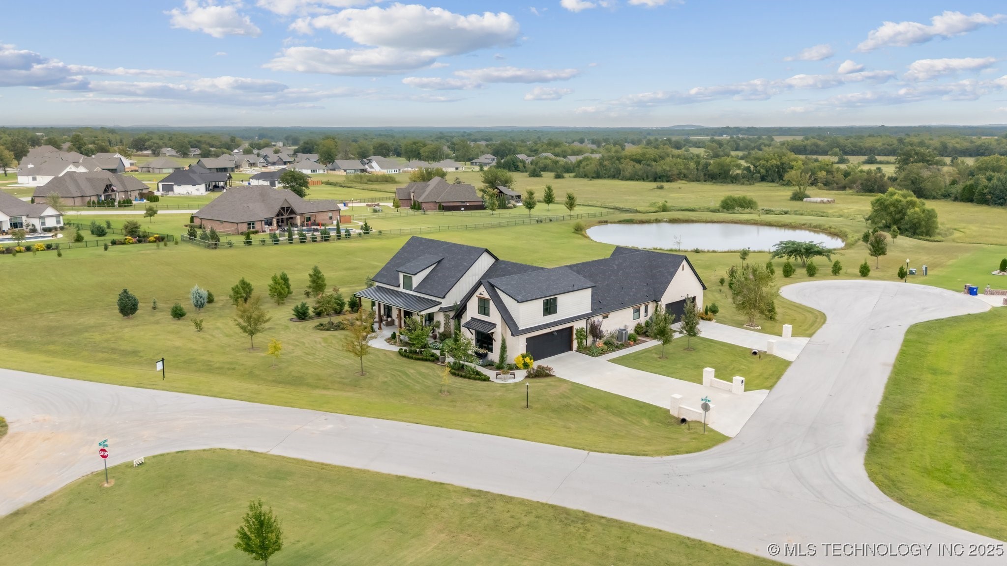 31001 E 68th Street Property Photo 95