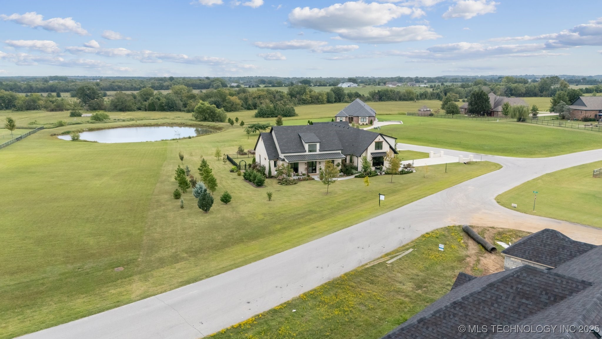 31001 E 68th Street Property Photo 97