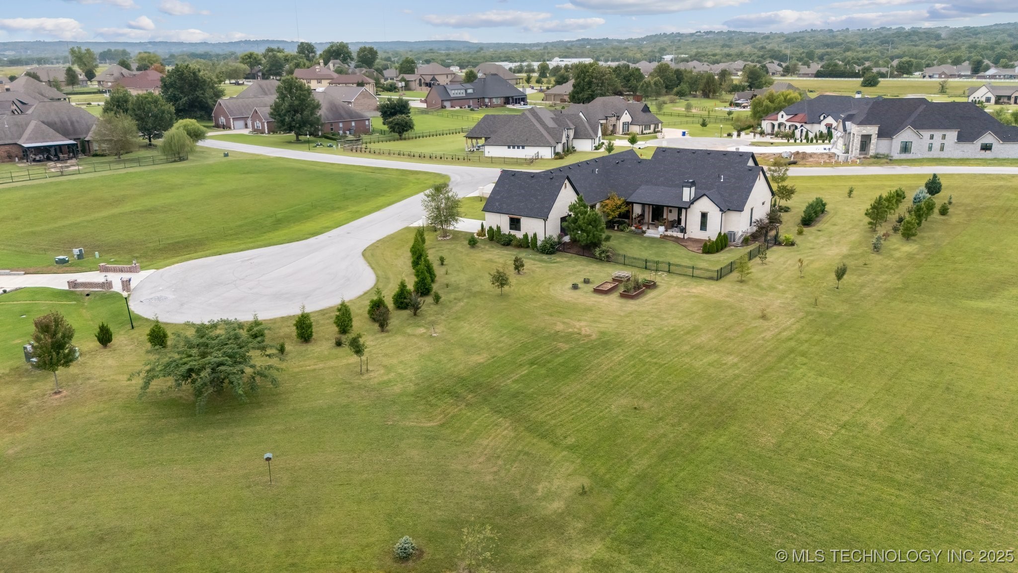 31001 E 68th Street Property Photo 100