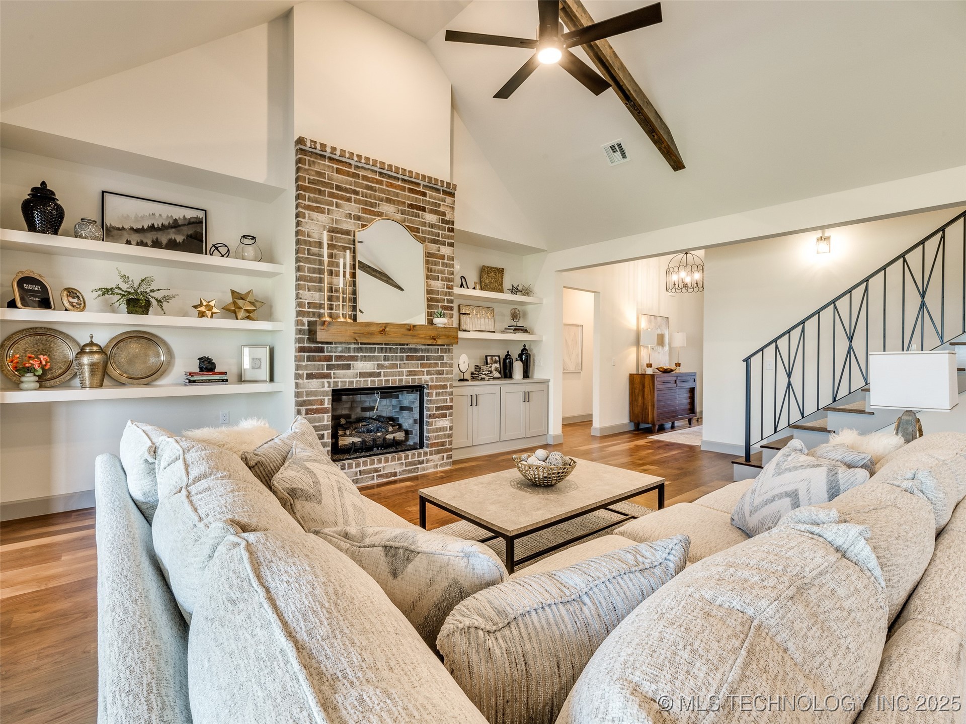 2354 E 134th Circle Property Photo 8