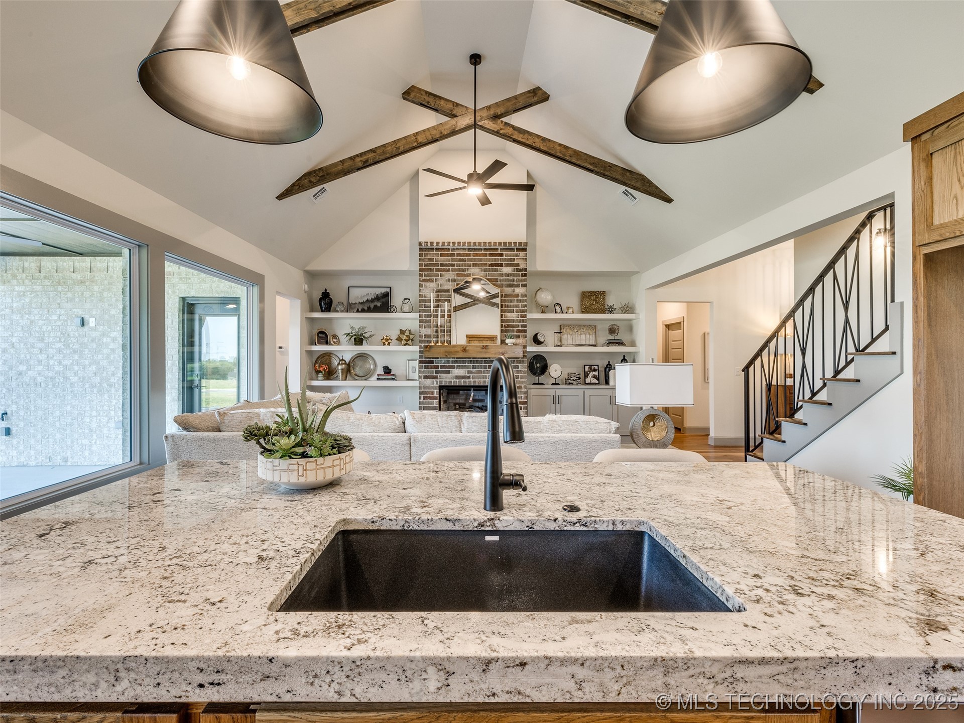 2354 E 134th Circle Property Photo 11