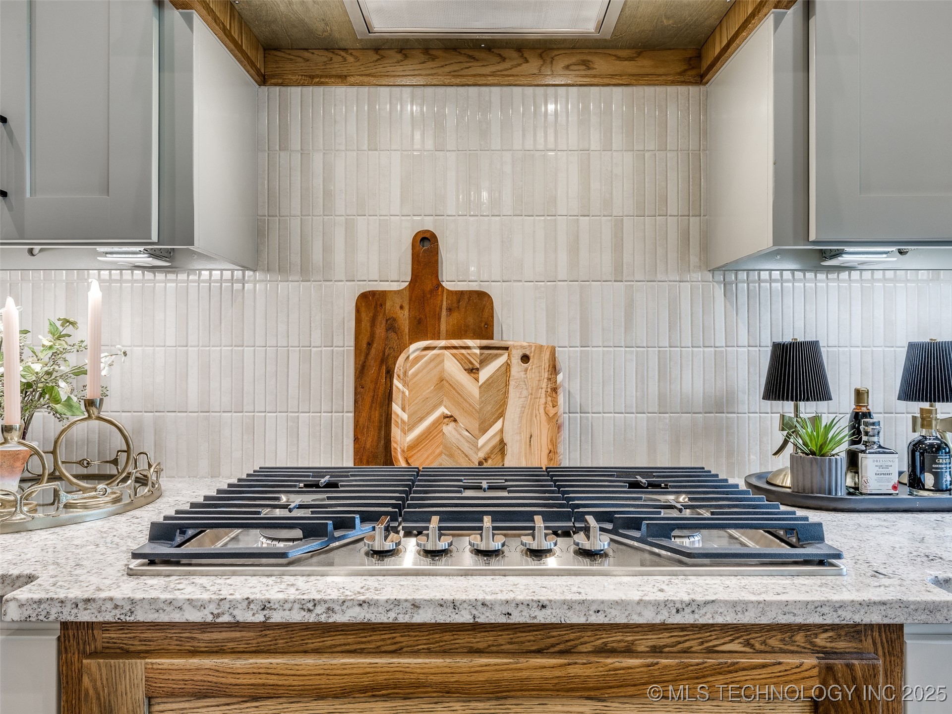 2354 E 134th Circle Property Photo 12