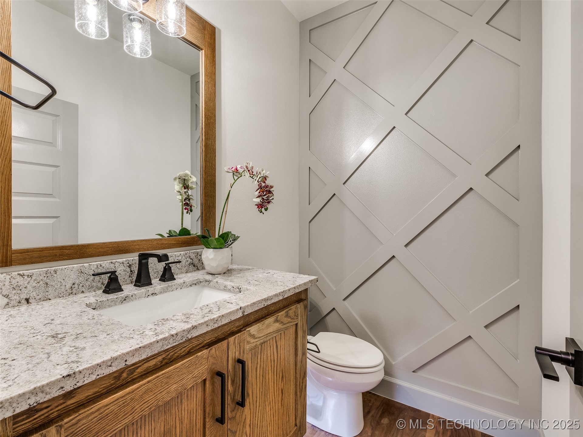 2354 E 134th Circle Property Photo 21