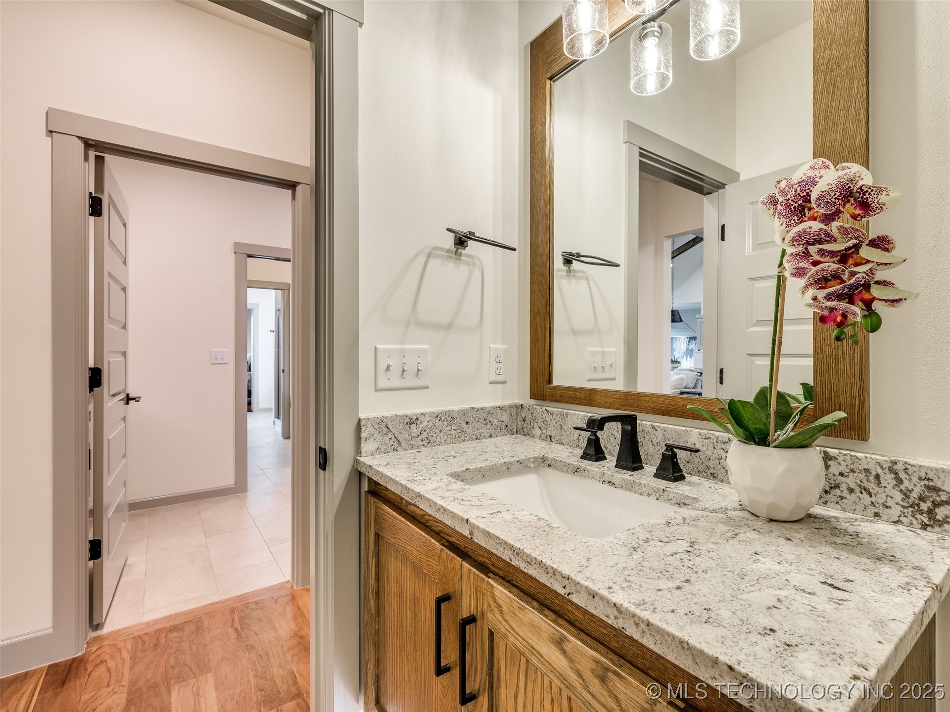 2354 E 134th Circle Property Photo 22