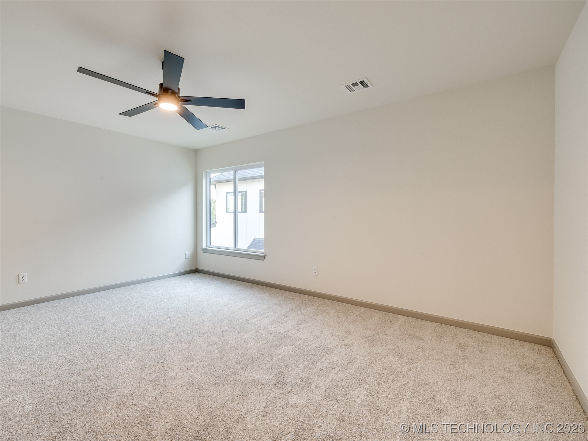 2354 E 134th Circle Property Photo 38