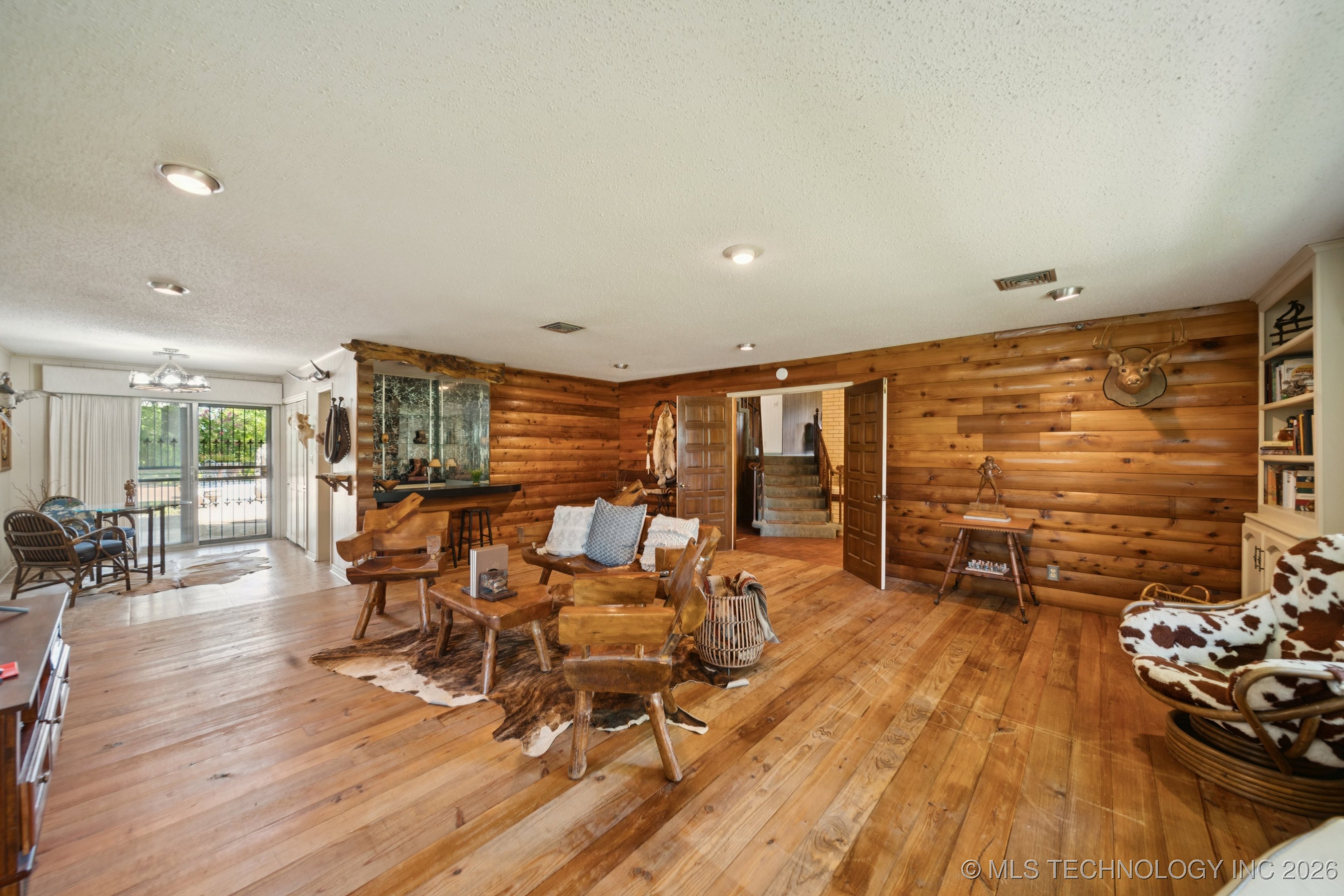 10805 E 470 Road Property Photo 10