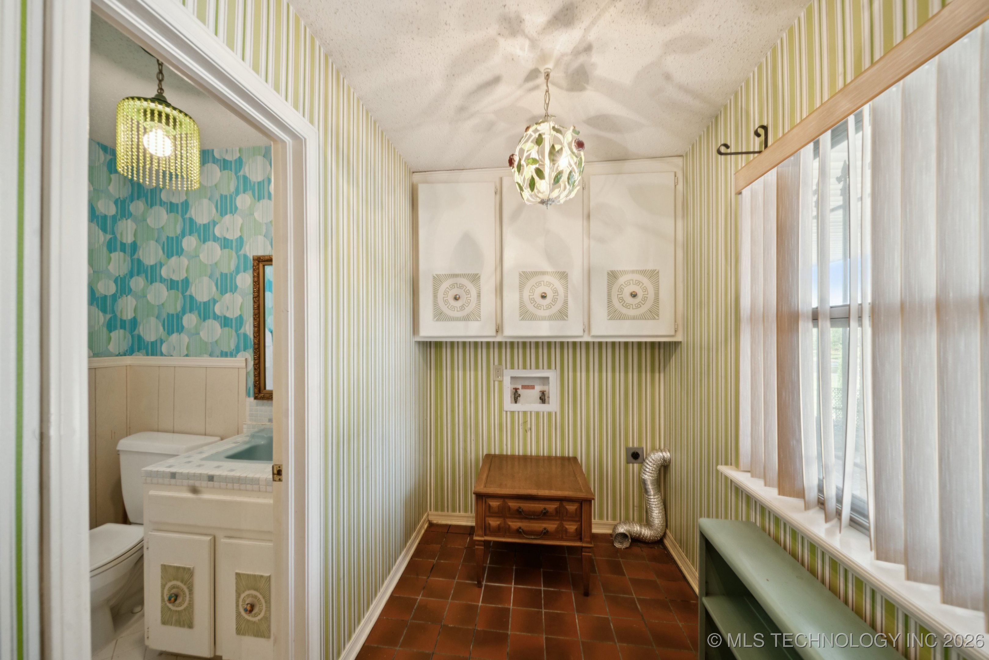 10805 E 470 Road Property Photo 13