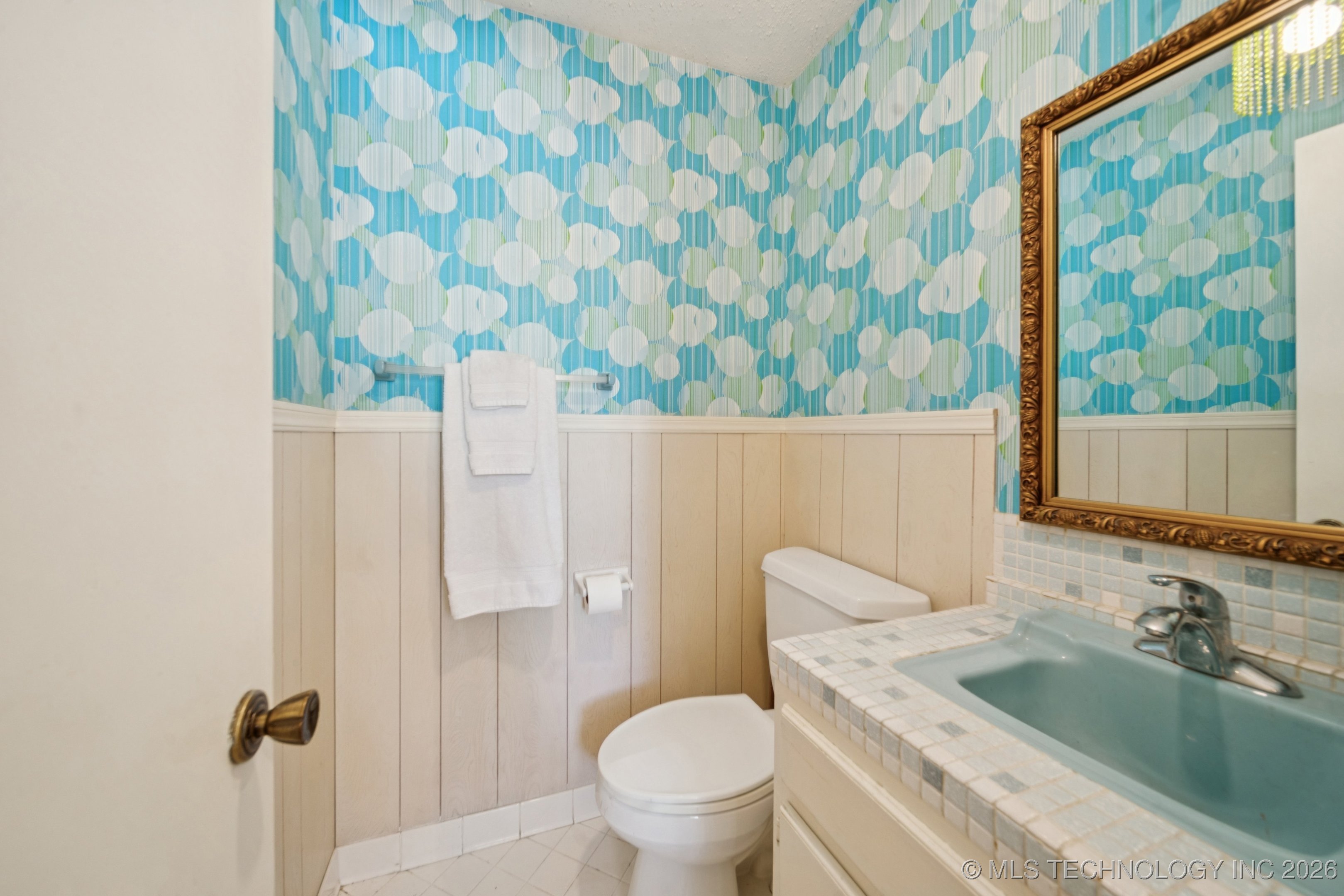 10805 E 470 Road Property Photo 14
