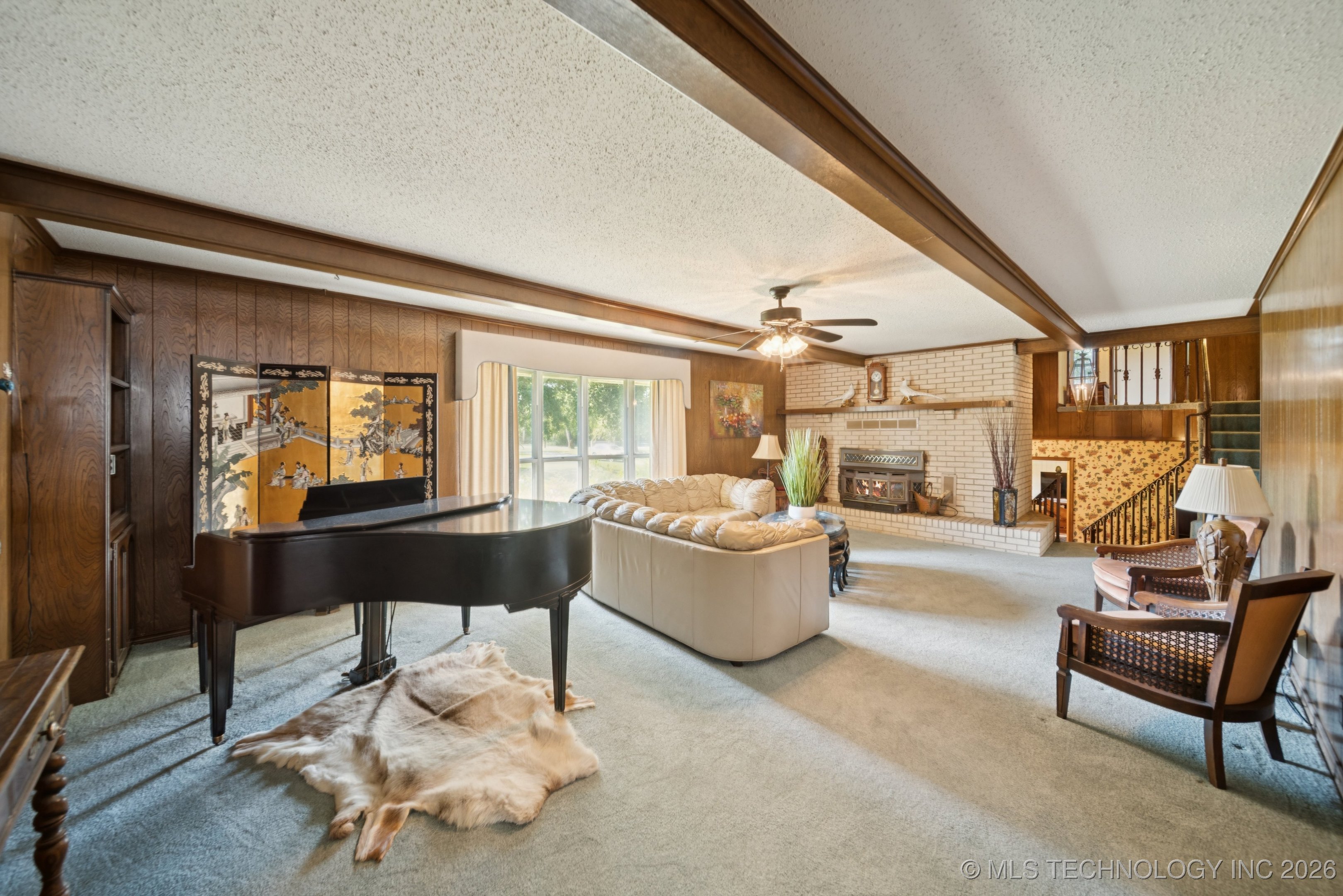 10805 E 470 Road Property Photo 17