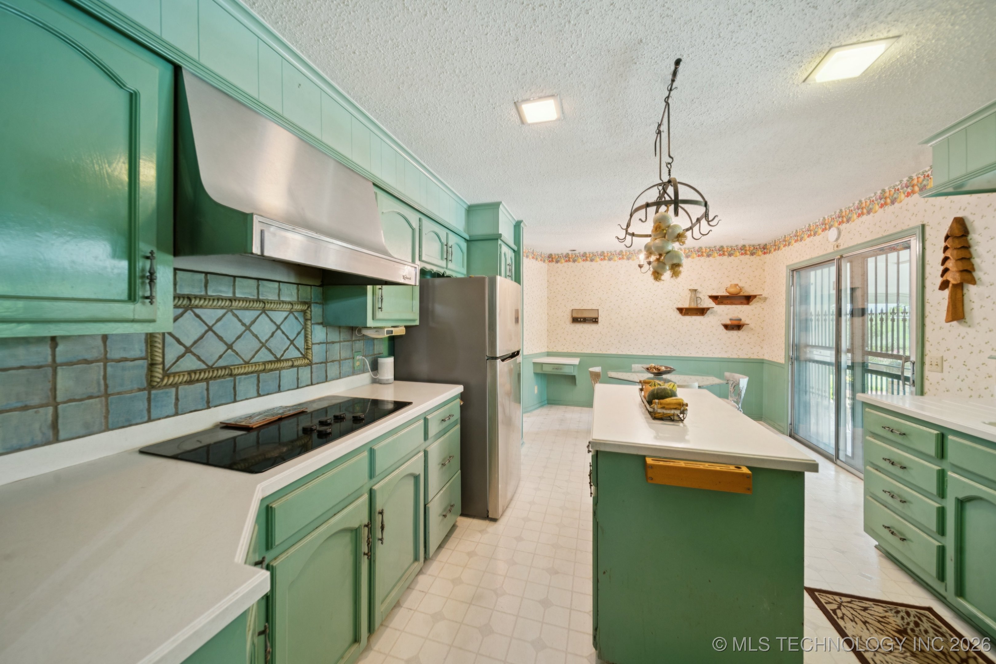 10805 E 470 Road Property Photo 21