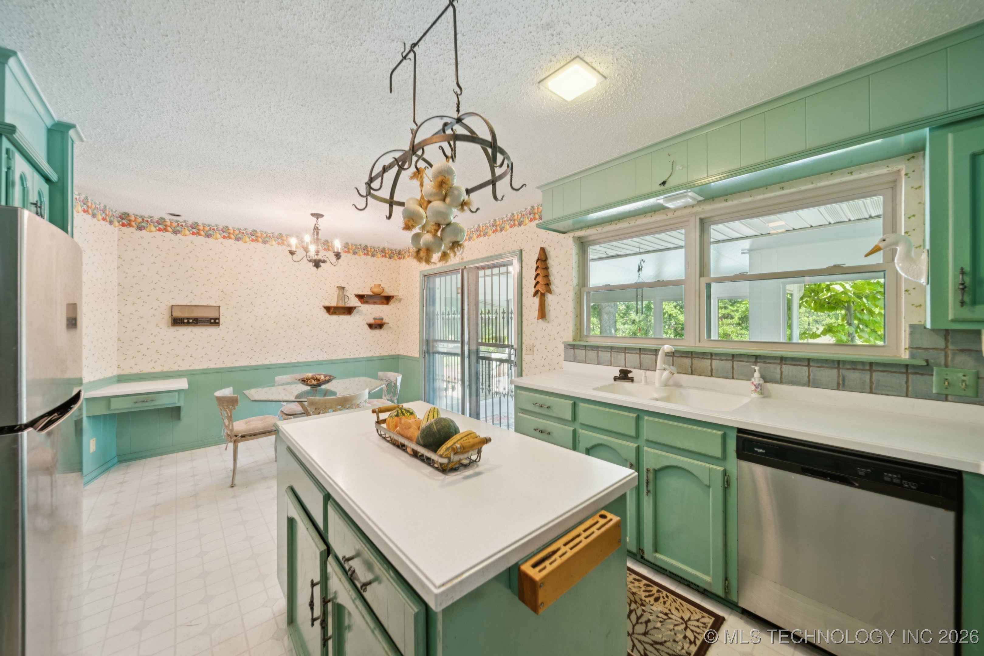 10805 E 470 Road Property Photo 22