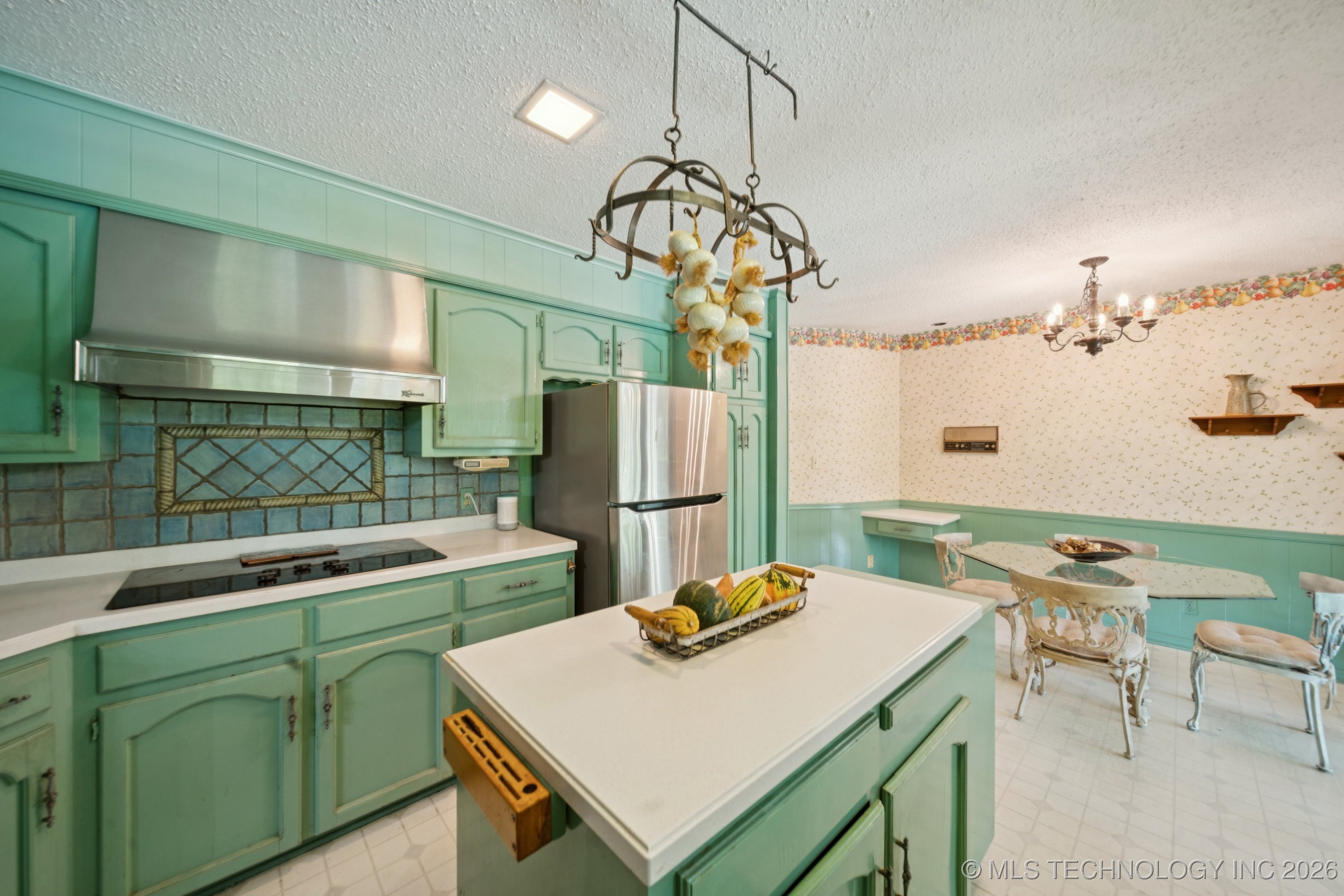 10805 E 470 Road Property Photo 24