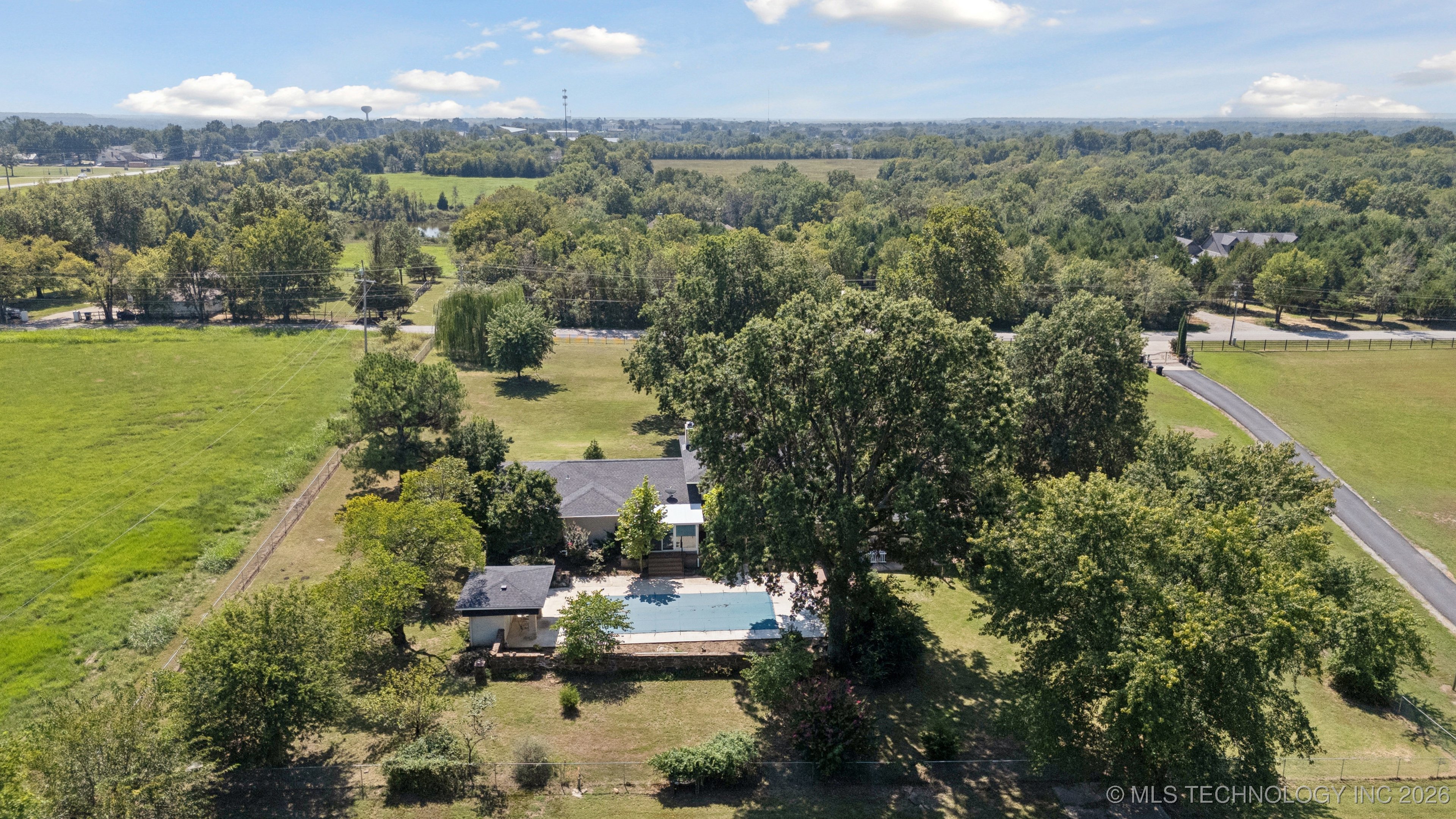 10805 E 470 Road Property Photo 50