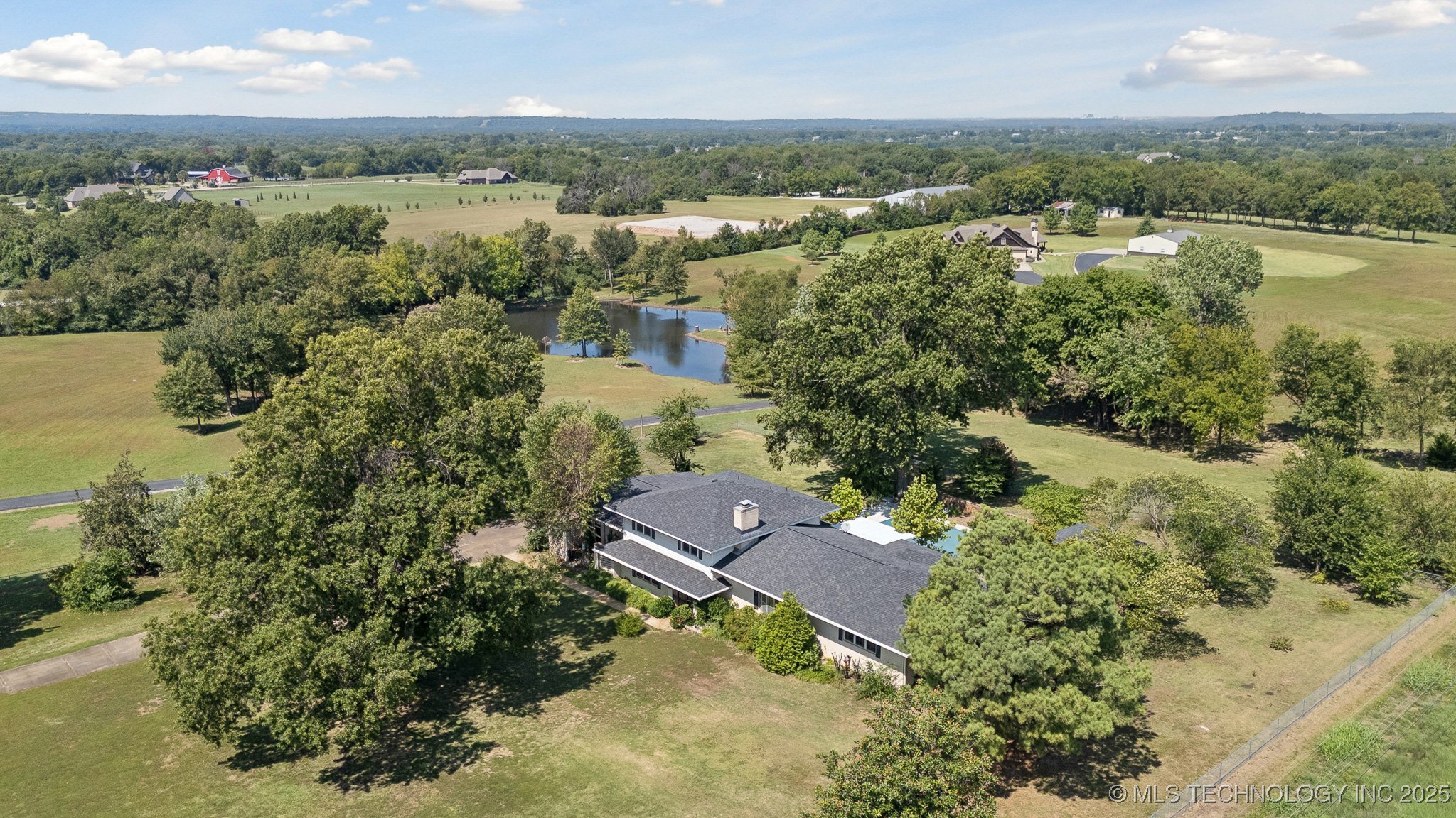 10805 E 470 Road Property Photo 51