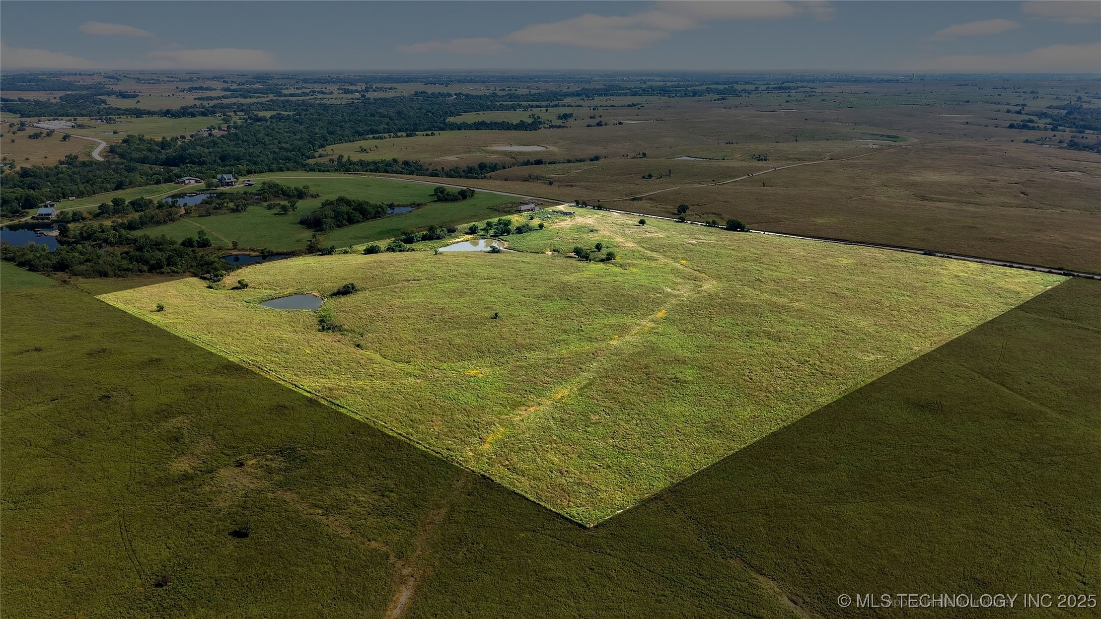 002 230 Road Property Photo 1