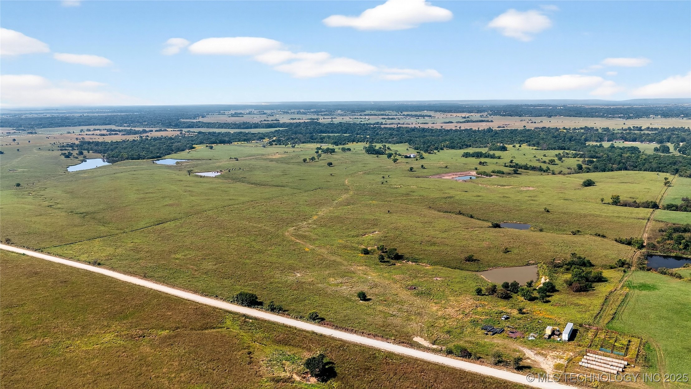 002 230 Road Property Photo 5