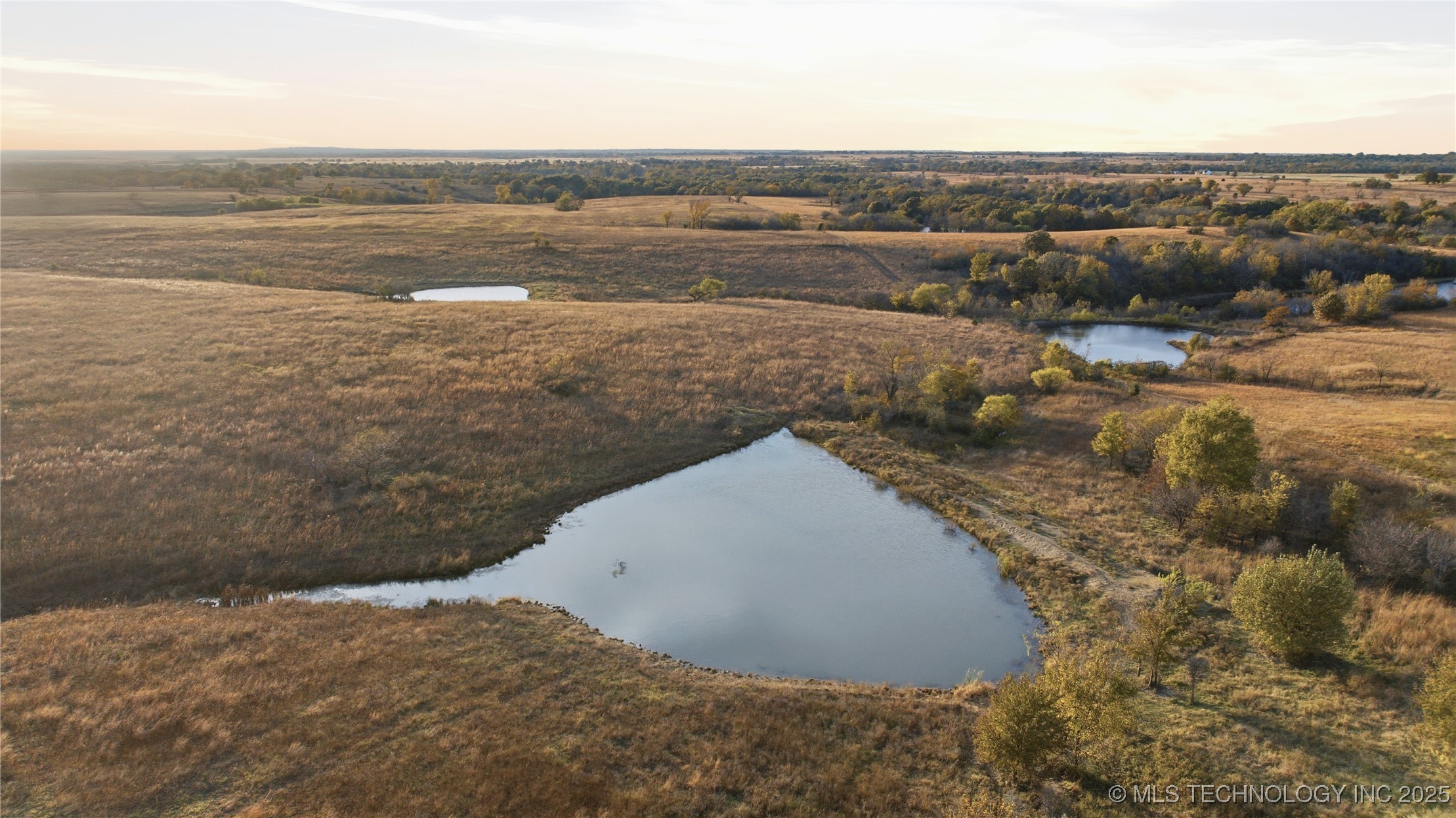 002 230 Road Property Photo 9