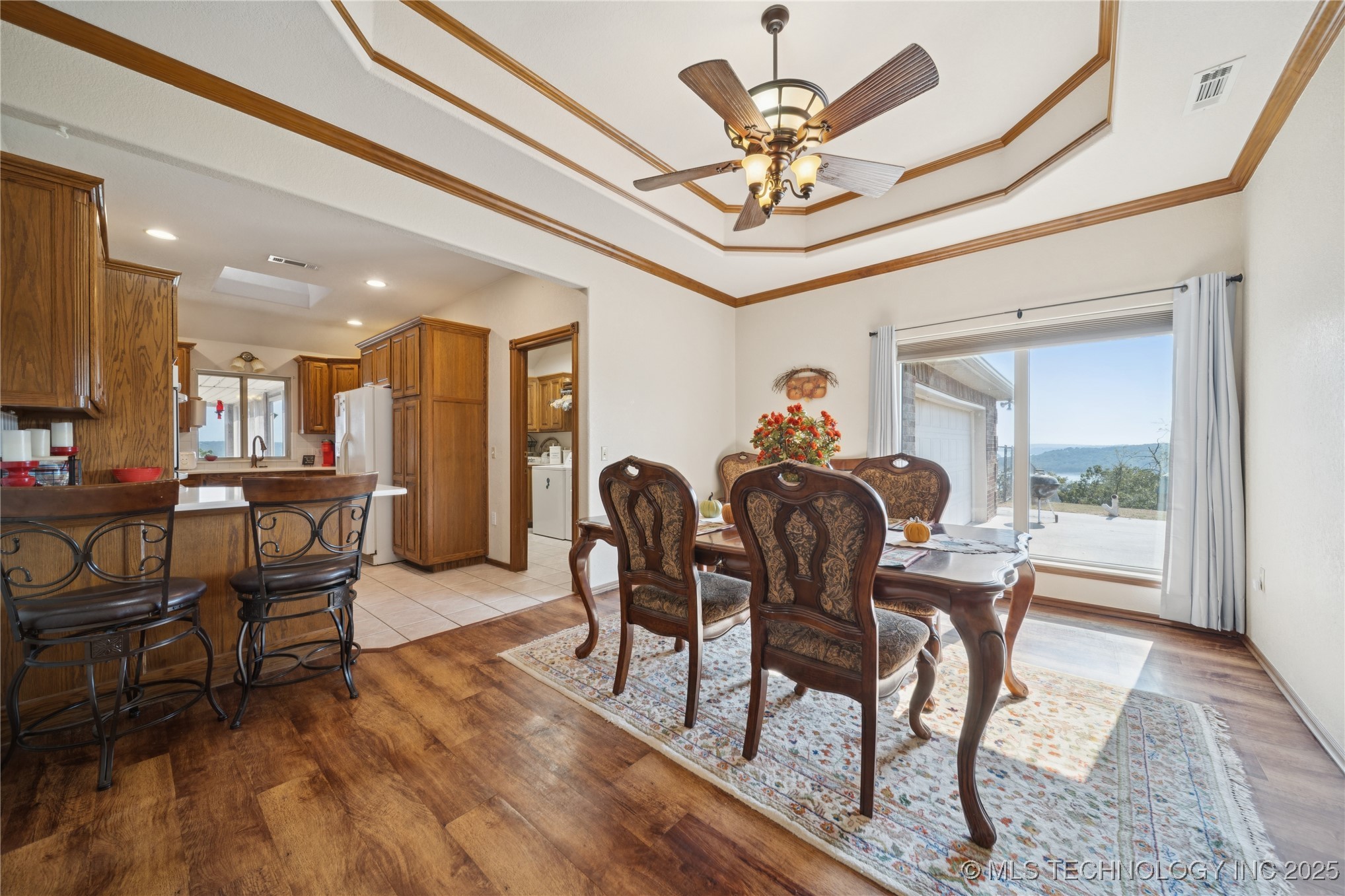 423308 E 1169 Road Property Photo 5