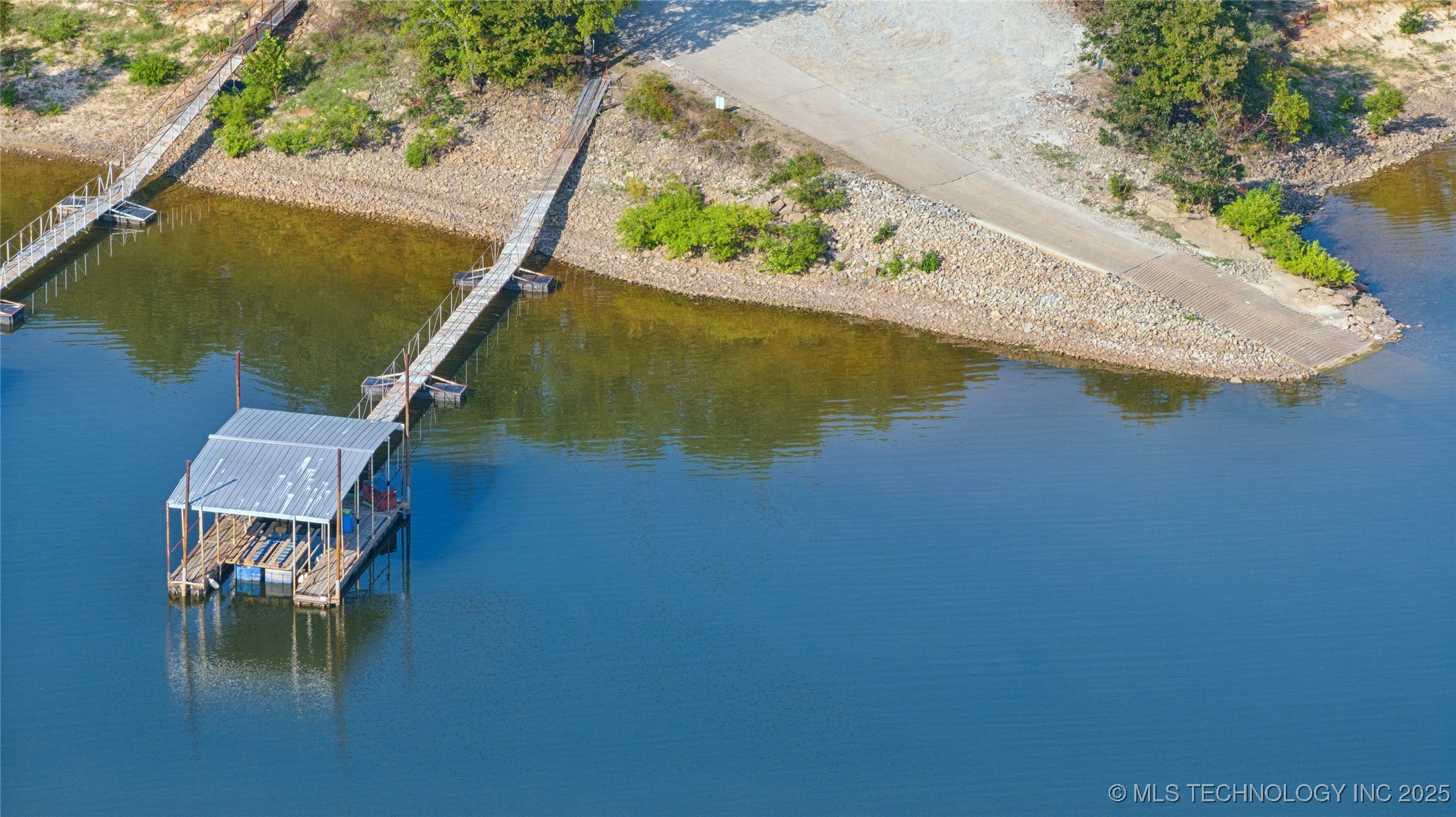 423308 E 1169 Road Property Photo 8