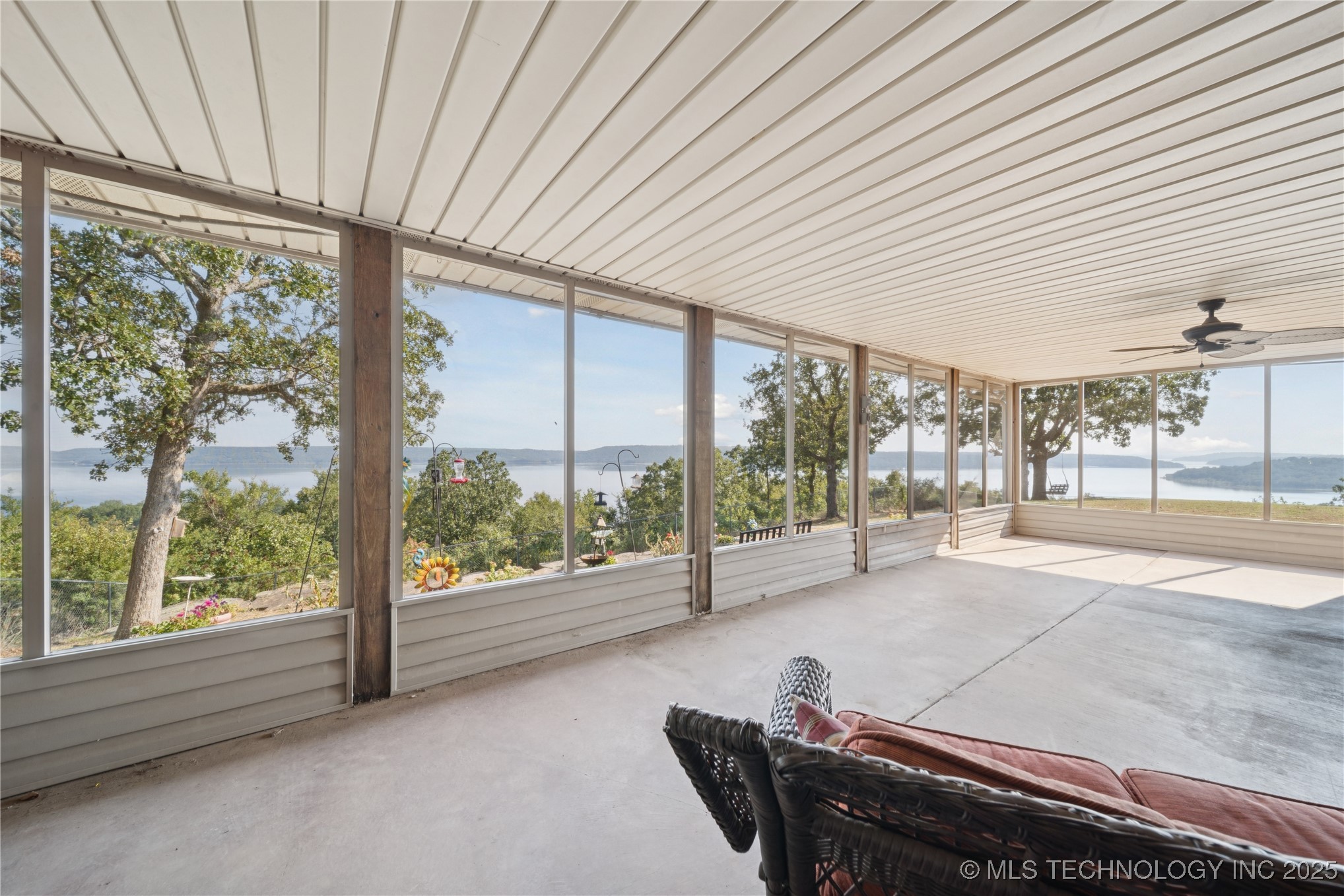 423308 E 1169 Road Property Photo 40