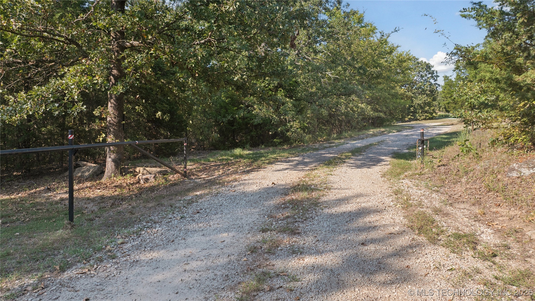 423308 E 1169 Road Property Photo 45