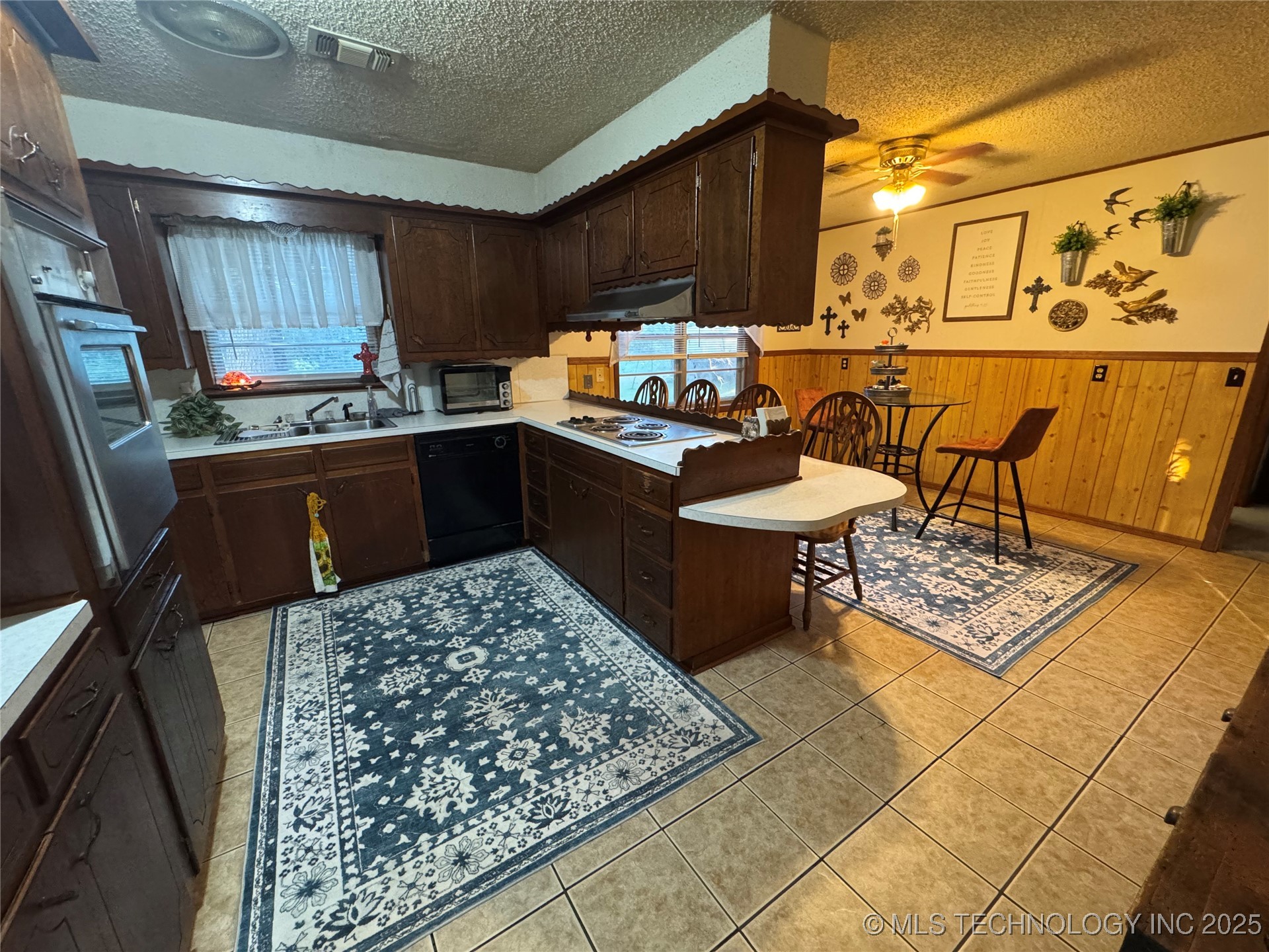 1411 Dairy Property Photo 11