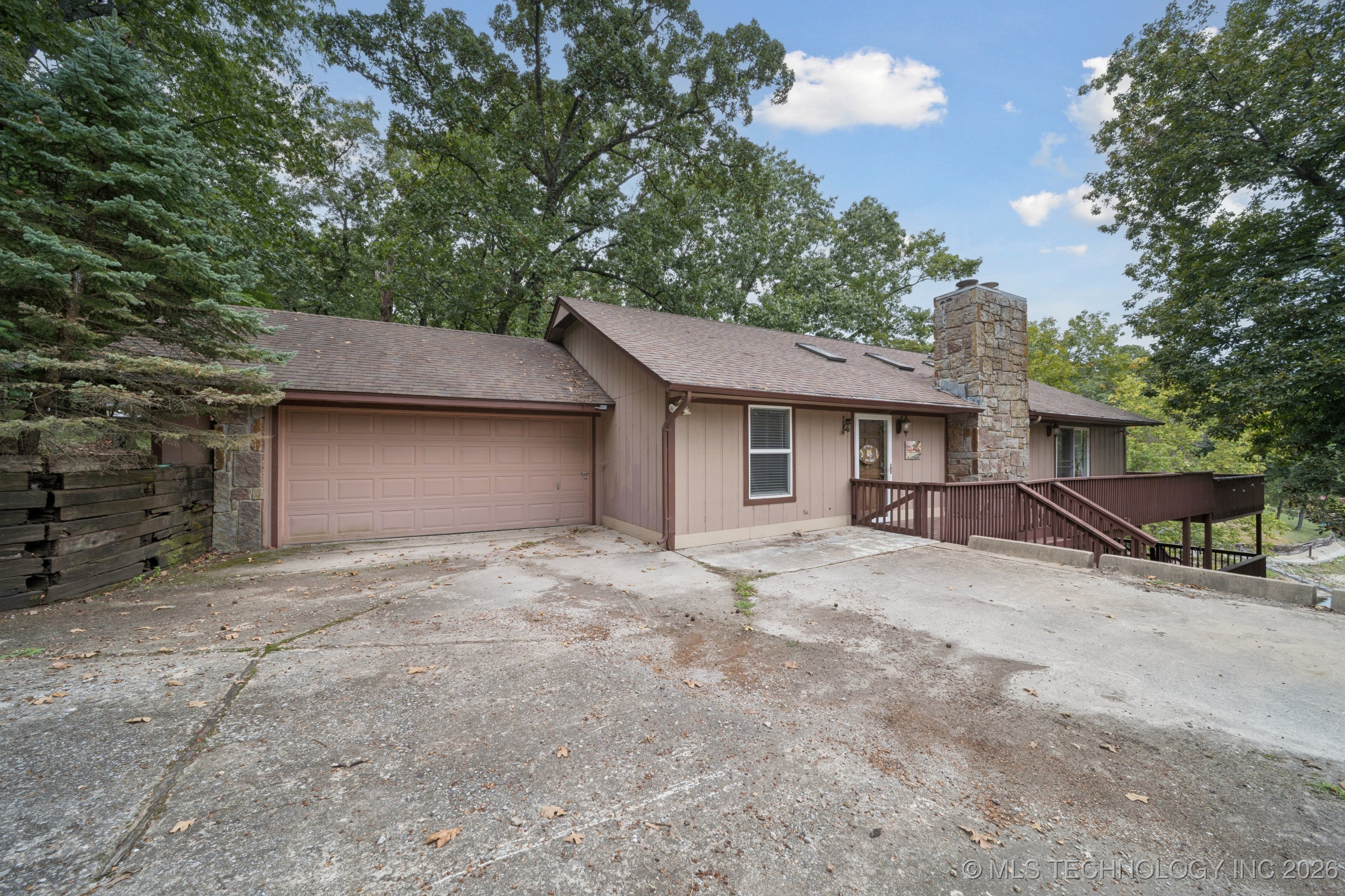 453844 Country Club Trail Property Photo 45