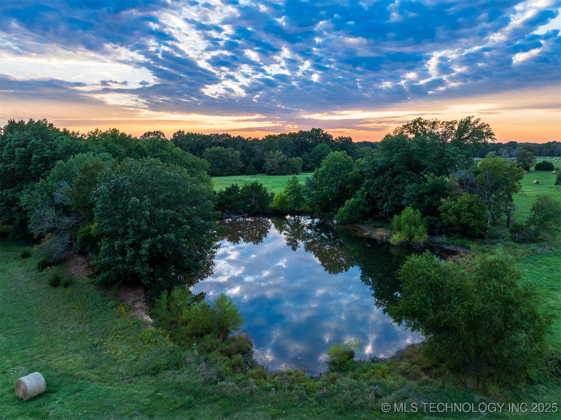 139 E 36th Street Property Photo 3