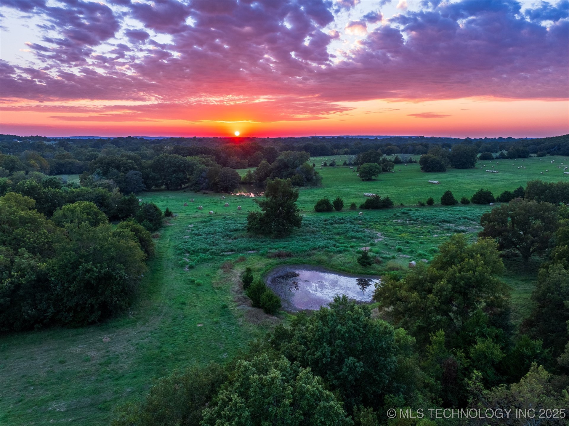 139 E 36th Street Property Photo 8