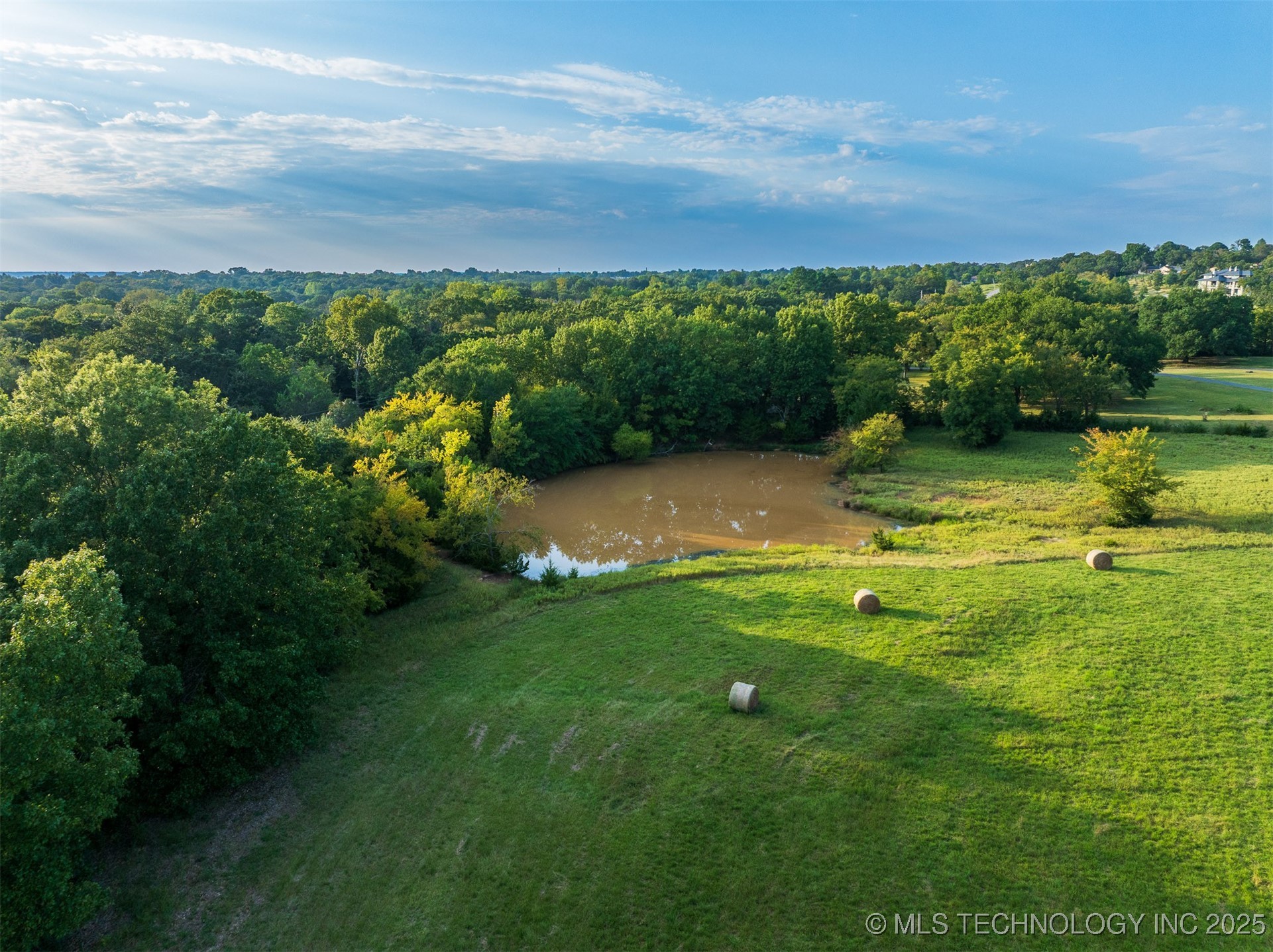 139 E 36th Street Property Photo 38