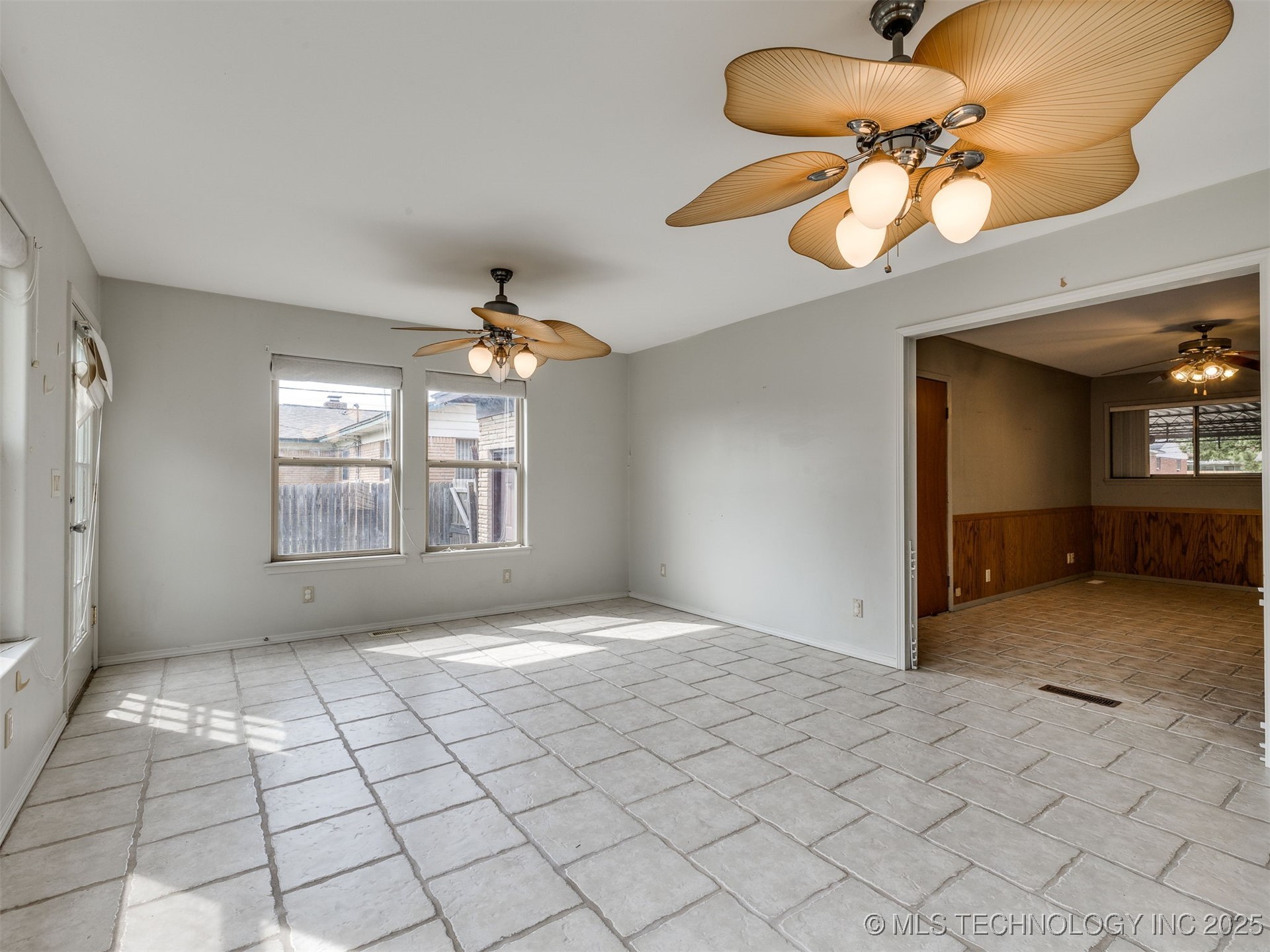 4916 E 27th Place Property Photo 21