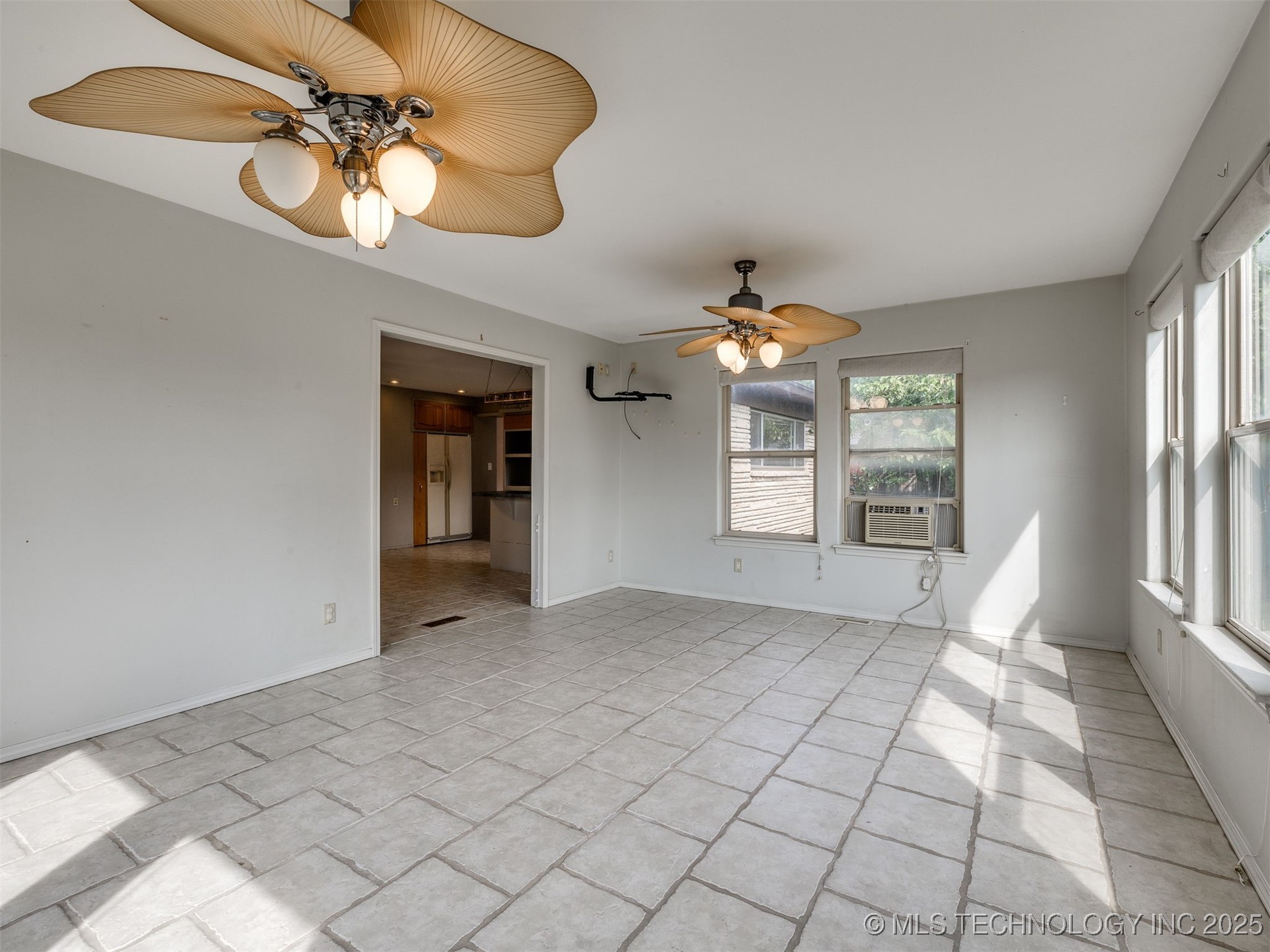 4916 E 27th Place Property Photo 22