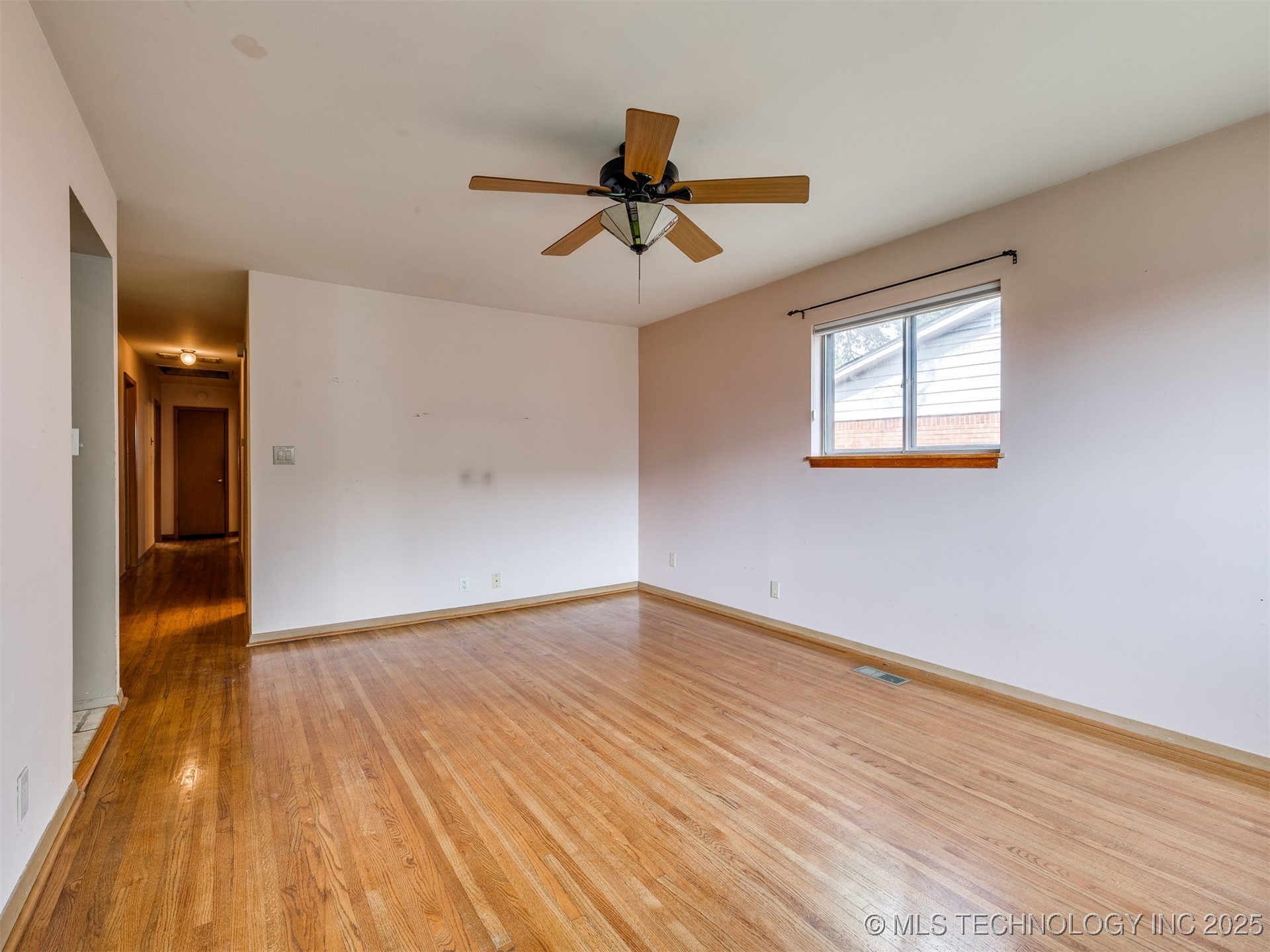 4916 E 27th Place Property Photo 27