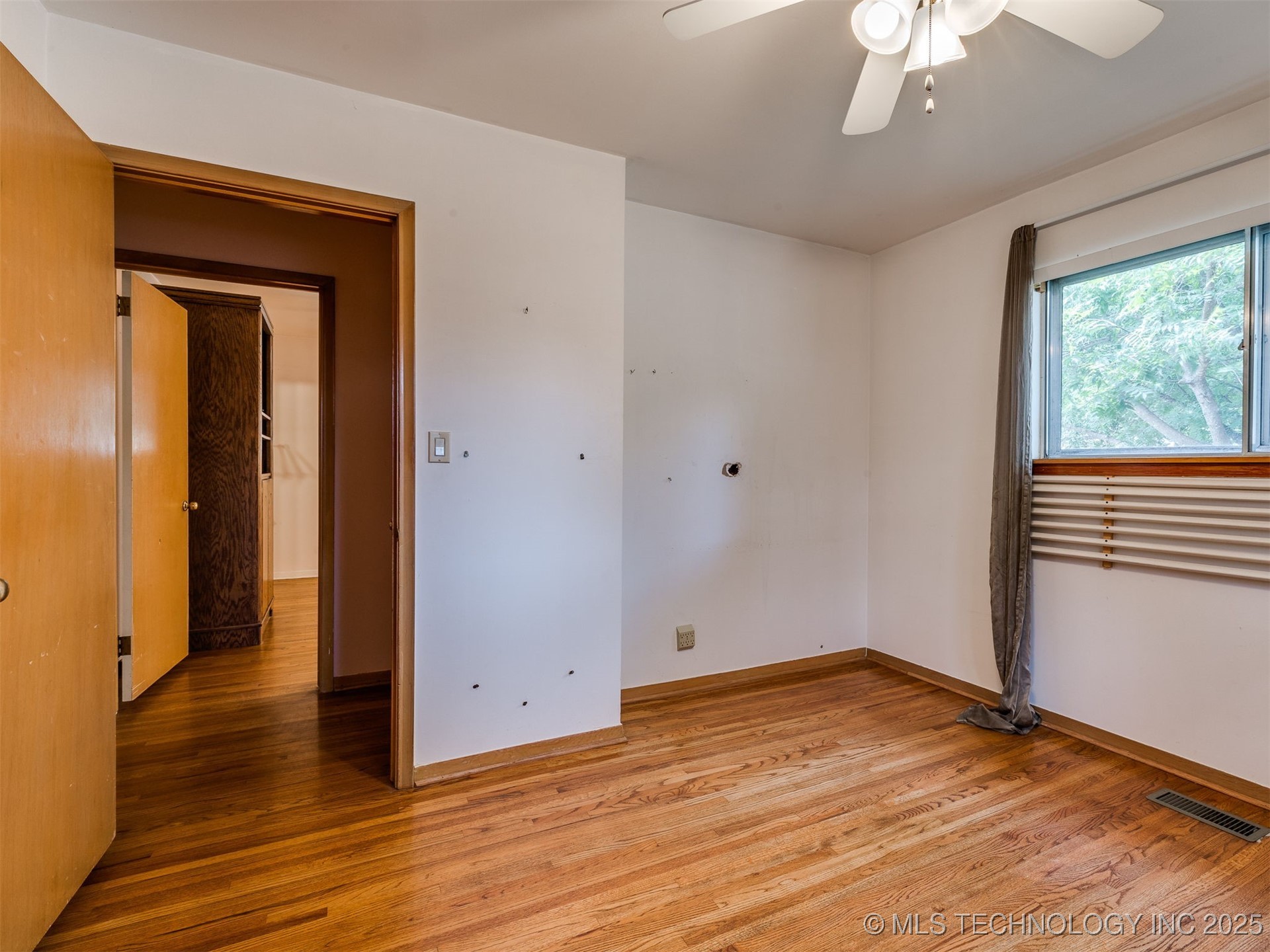 4916 E 27th Place Property Photo 34