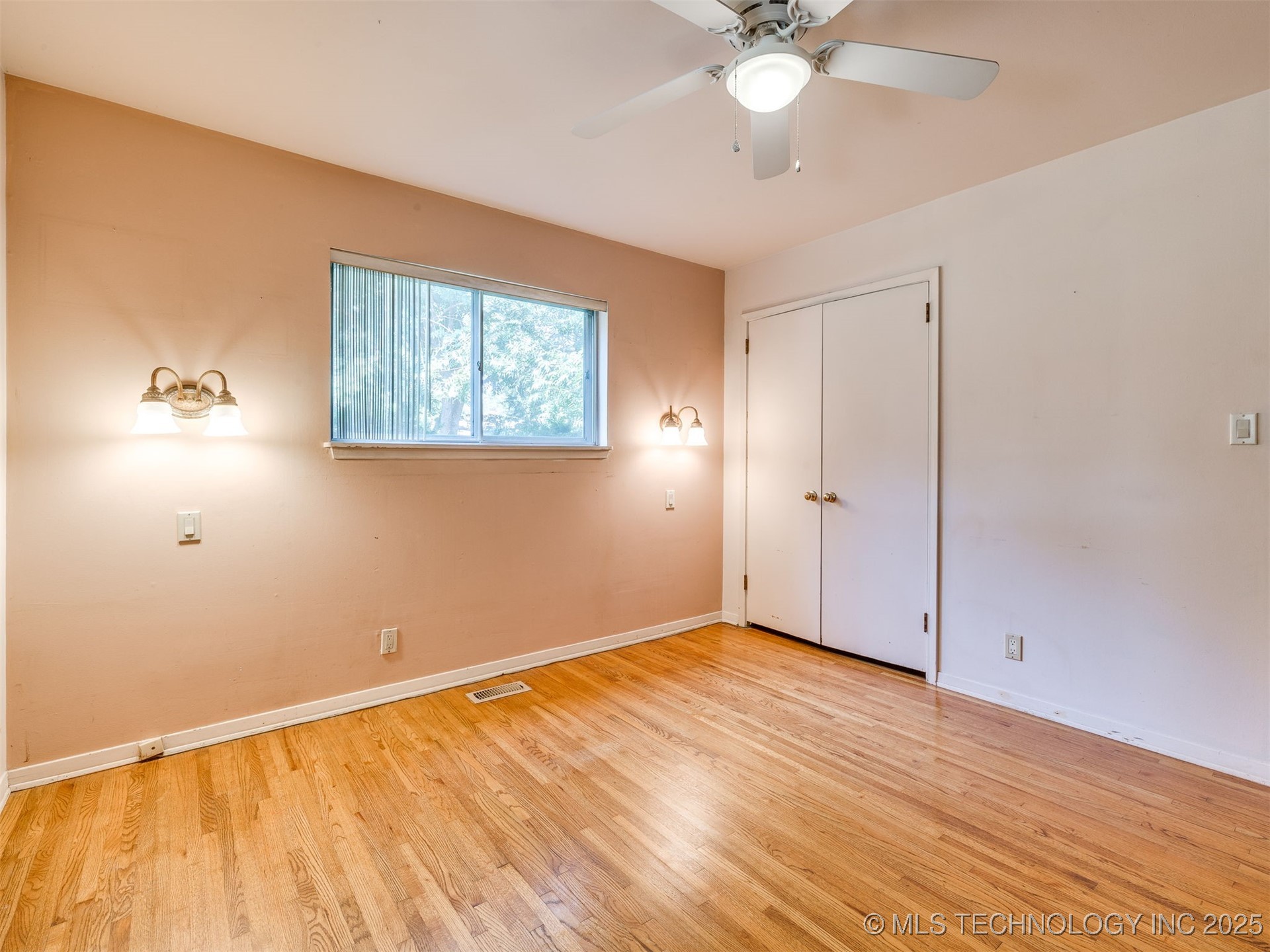 4916 E 27th Place Property Photo 38