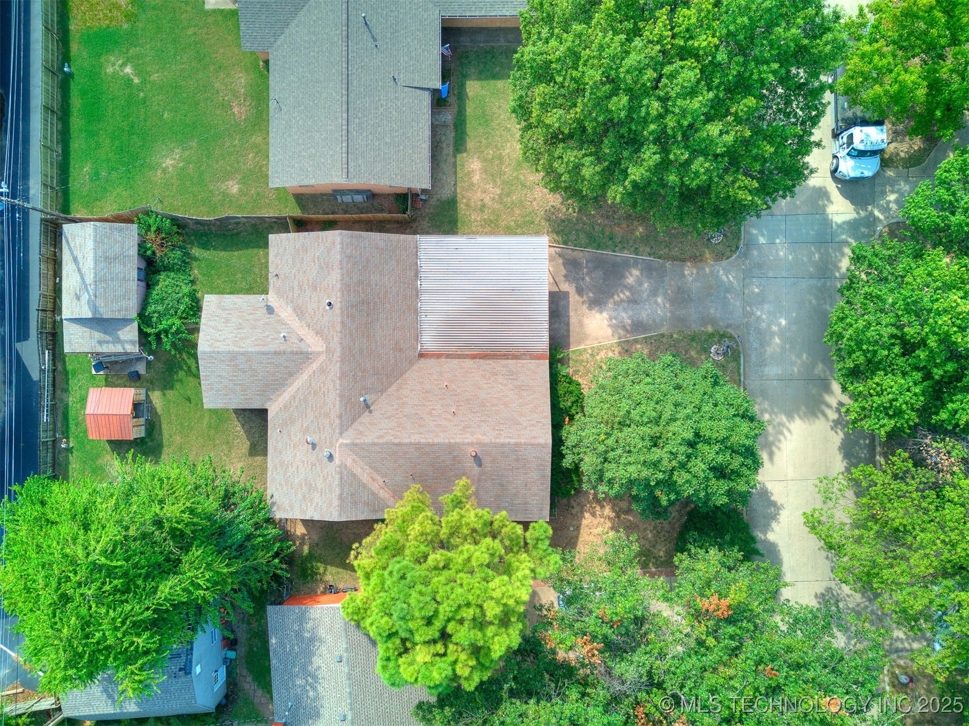 4916 E 27th Place Property Photo 50