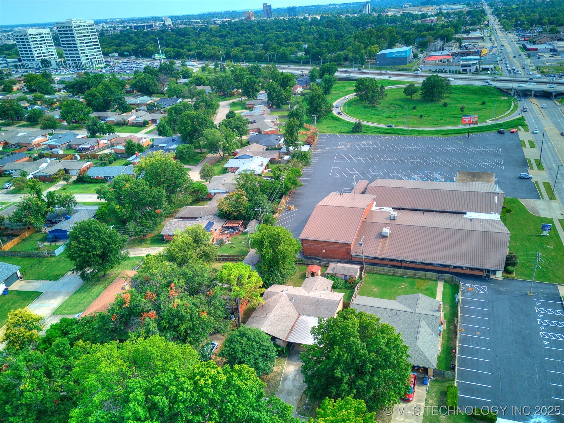 4916 E 27th Place Property Photo 52