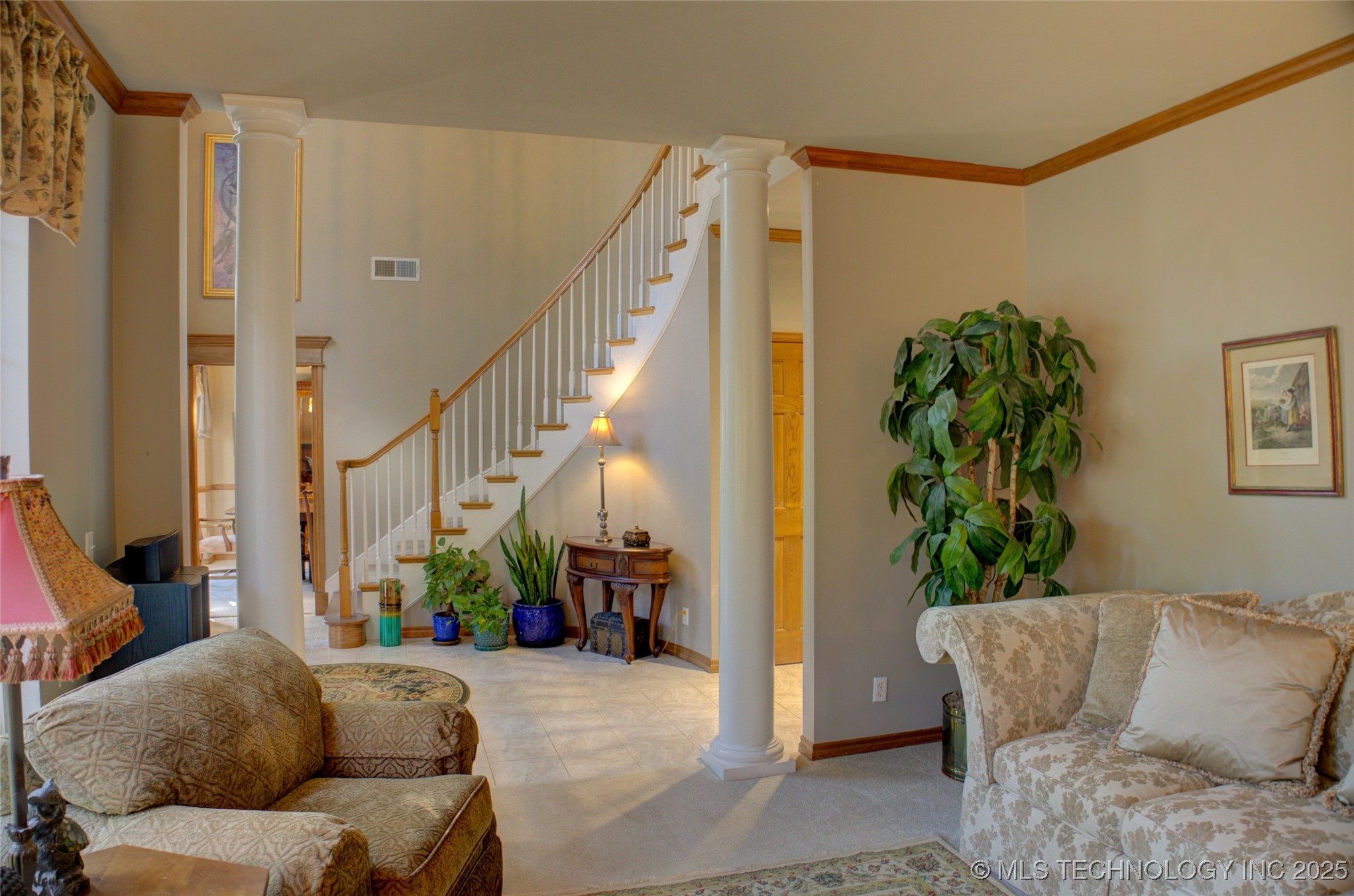 1414 N Birch Avenue Property Photo 8