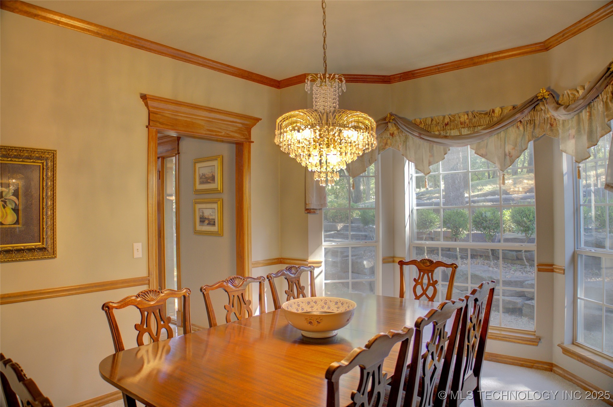 1414 N Birch Avenue Property Photo 10